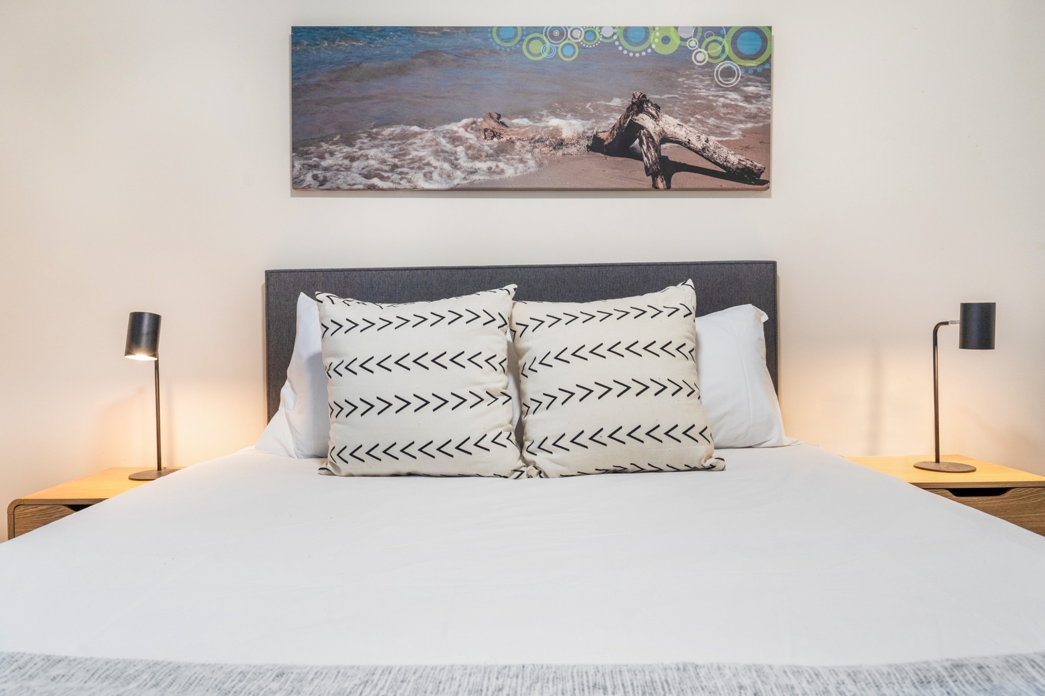 2-Bed Family Haven with Pools, BBQ & Playgrounds