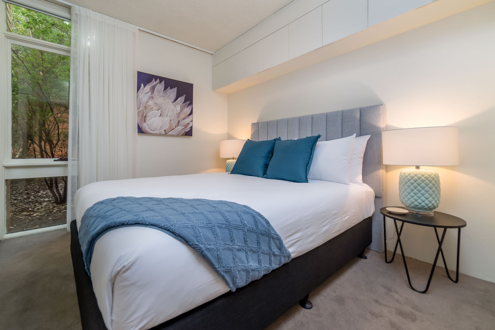 Cosy and Convenient Leafy Apartment