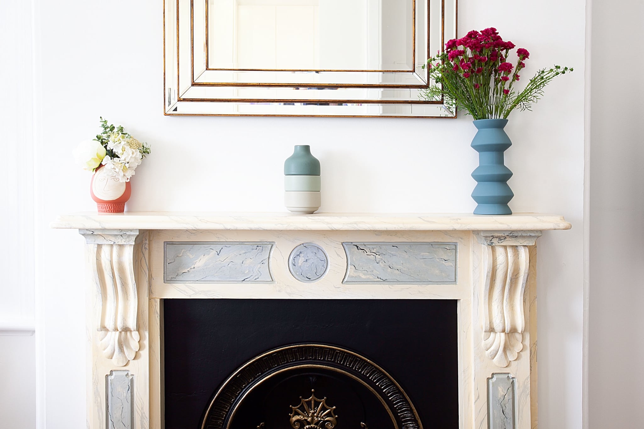 This studio apartment focuses on no-fuss living with a seamless flow through its bedroom, bathroom, kitchen and living and dining room. Heritage aspects, such as an ornate fireplace, stained glass and wrought-iron balustrade, accentuate the apartment’s rich character, while contemporary furnishings and appliances promise effortless comfort. Soak up Glebe’s peaceful ambience from the timber balcony or wander five minutes to discover upmarket dining and shopping along Glebe Point Road.
The space
This spacious studio has two adjoining rooms for the bedroom and dining and living room, which opens out onto a private balcony overlooking a leafy suburban sprawl. The contemporary kitchen provides a surplus of cabinetry and high-quality appliances, while the bathroom has an extra-wide shower.
 
General
-Entire studio apartment in Glebe
-Laundry facilities provided
-Private balcony
-Wi-Fi is provided
-Self check-in
 
Living room
-Flat-screen TV
-Sofa
-Dining table
-Ornate fireplace
-Work desk
 
Bedrooms and bathrooms
-Bedroom 1: Queen-size bed, black-out blinds
-One bathroom with glass shower
-Top quality linens & towels
 
Kitchen
-Stainless-steel appliances
-Electric oven and electric stovetop with rangehood
-Dishwasher
-Toaster, kettle, coffee machine and microwave
-Integrated fridge and freezer
 
Laundry
-Washing machine and dryer combination
-Iron and ironing board
-Clothes drying rack
Local area description
Experience a quieter side to Sydney while staying close to the city centre in Glebe. The laidback atmosphere extends from student-focused galleries and charming bookstores to weekend markets and vintage retailers. Glebe Point Road is a popular strip for late-night dining, cafes and bars, while the northern Jubilee Park attracts families with its waterside picnic areas and leisure facilities.
House rules
You are staying in a friendly and peaceful neighbourhood and we kindly ask you to respect the community and your surrounding neighbours. The following strict House Rules apply:
- No loud noise between 10 pm and 8 am
- No parties or antisocial behaviour
- No additional people are to access the property without our prior approval
- No pets are allowed in the property without approval
- No smoking is allowed at any times
- If you break something, please let us know
 
- To help protect all floor coverings do not wear any shoes inside the property
 
Please be aware that excessive noise such as amplified music, vocals or screaming or anti-social behaviour in the property or common areas can cause neighbours to complain to us, the Building Manager, Council Rangers or Police.
 
IMPORTANT: Any breach of the House Rules may lead to a $500 fine plus compensation for any cost/damage created and immediate eviction of the property.
 
Finally, when checking out, we kindly ask you for the following:
- Please leave all beds unmade
- Please clean up your dishes and put them away
- In case you have rearranged furniture, please put it back to the original location
- Please take out the rubbish and remember to use the right bins
- Please ensure all appliances, A/C and lights are off and doors and windows are closed
Interaction with guests
Welcome to MadeComfy! Our local team curates stays in exceptional Australian & New Zealand properties, ensuring style, comfort, and prime locations for discerning guests. We prioritise your needs to provide a memorable home-away-from-home experience. Explore our digital guidebooks for local recommendations, and don't hesitate to contact us throughout your stay. We're here to ensure your comfort – enjoy your stay with MadeComfy.
Notes
For your comfort, this property is prepared with professional-grade hotel-style linen, including a three-sheet setup, ensuring a fresh and hygienic sleep experience.
 
Extra Services:
- Early check-in: Our standard check-in is at 3 pm. To guarantee early access to the property we suggest booking the night before if available. Otherwise, early check-in is subject to availability from the night before at an additional cost.
- Late check-out: Our standard check-out is at 10 am. To guarantee a later check-out of the property we suggest booking an additional night if available. Otherwise, a late check-out is subject to availability from the night before to an additional cost.
- Baggage: For security reasons, we are unable to receive or to keep unattended baggage before check-in or after check-out
- We provide a small welcome amenity pack to get your stay started
 
Note
- No secure parking
- There are stairs required to access the property, and no lift is available. This may not be suitable for guests with mobility issues.
- Please have in mind that there is a portable heater only.
- This booking is protected with coverage for lost baggage and emergency medical expenses, provided by Travel Support with claim upto 500 AUD (T&C Applies). For more details reach out to Guest Support team post booking.
Access description
You’ll have access to the entire property when you stay here, so it will feel like your own home.
- The keys will be left in a lockbox onsite. We will send you the access code 3 days prior to your arrival.
Getting around
Public transport
The Glebe light rail station is about 700 metres away and has services to Pyrmont Bay and Haymarket, where you can catch a train from Central Station into the Sydney CBD. There are bus stops on Wigram Road and Minogue Crescent with multiple lines services the surrounding neighbourhoods.
 
Ride sharing
Ride sharing apps are a safe and easy way to get around, especially late at night when public transport services are less frequent. Prices are about two-thirds of a taxi, but may surge during bad weather or public events.
 
Points of Interest
- Jubilee Park: 0.7 Km, two-minutes drive
- Nicholson Museum: 1.6 Km, six-minutes drive
- Glebe Markets: 1.3 Km, three-minutes drive
 
Beach Access:
- Bondi Beach: 14.7 Km, 22-minutes drive
- Manly Beach: 20.1 Km, 24-minutes drive
 
Airport Access:
- Sydney Airport: 11.2 Km, 18-minutes drive