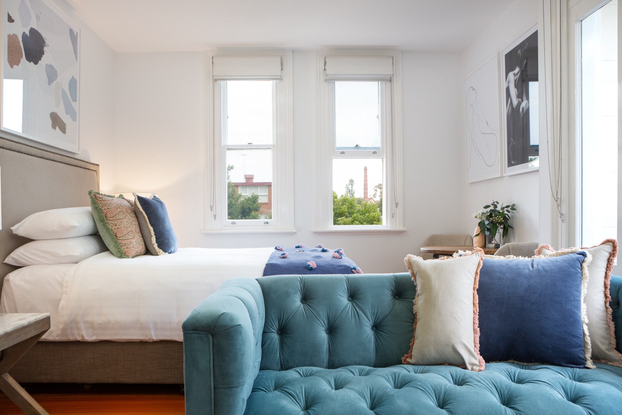 Intimate Studio Apartment with Balcony in Glebe