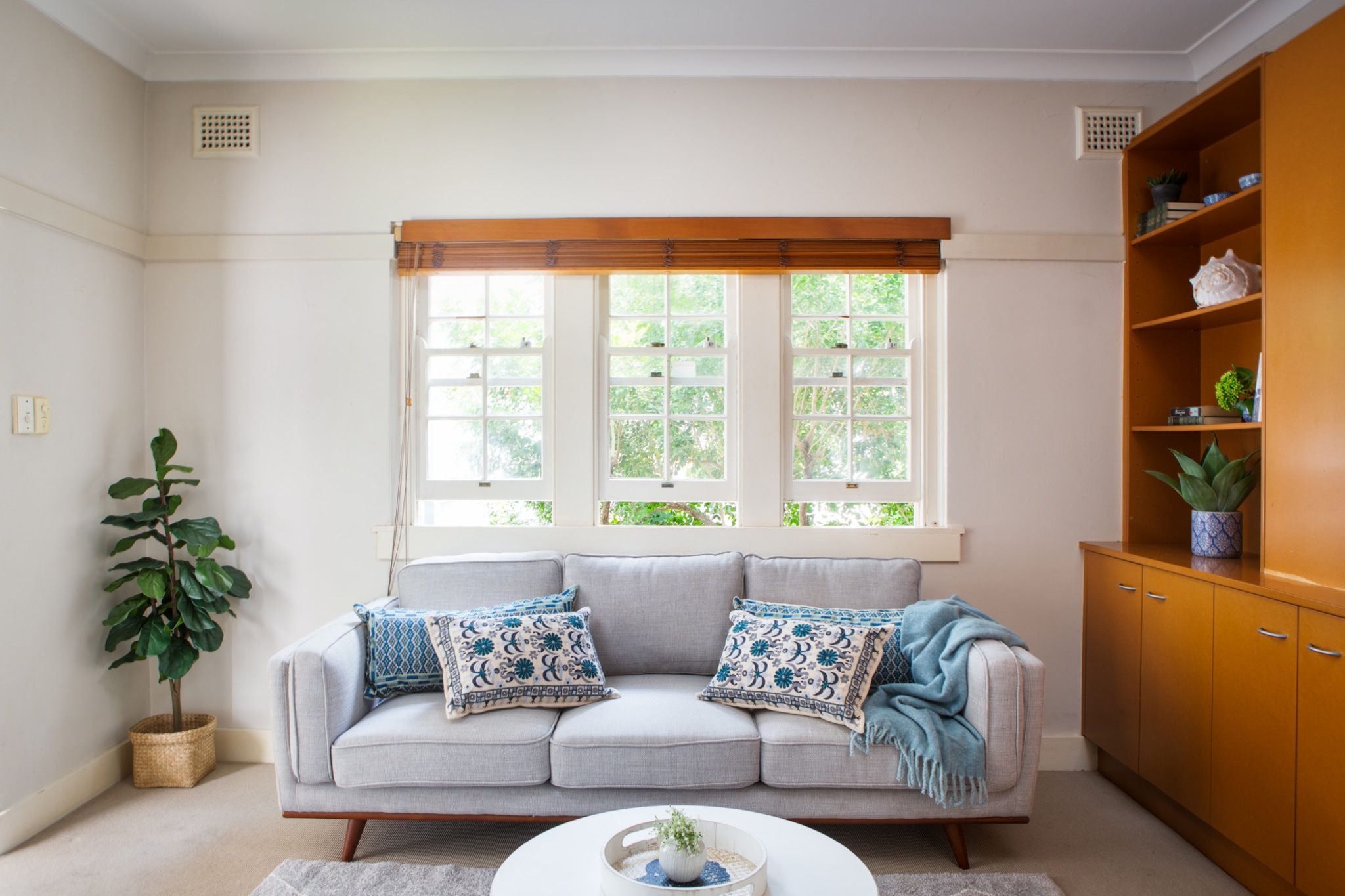 This cottage-style apartment has stylish furnishings in its sunlit living room and bedroom, which create a cosy holiday setting metres from Manly Beach. The kitchen is well-equipped for home cooking, while the sun lounge and backyard are ideal for lazy afternoons. Privacy is easily found at the intimate complex, which is less than 5 minutes walk from restaurants, shops and beaches that Manly has to offer. It’s a 30-minute ferry ride from the CBD and close to scenic coastal walks and parks.
The space
This cosy one-bedroom apartment has thoughtful touches throughout its sunlit rooms, including plush furnishings and modern appliances. It all combines to create a welcoming and comfortable holiday home near the beach. Newly installed carpet and freshly painted inside.
 
General
- Entire one-bedroom apartment near Manly Beach
- Backyard with clothesline
- Sun lounge
- A portable heater and ceiling fans available
- Wi-Fi provided
 
Living room
- Flat-screen TV with Netflix
- Sofa
- Coffee table
- Dining table
 
Bedrooms and bathrooms
- Bedroom 1: Queen-size bed, built-in wardrobe
- One bathroom with a hairdryer
- Top quality linens & towels provided
 
Kitchen
- High-end appliances
- Gas oven and gas stovetop with rangehood
- Toaster, kettle, coffee machine and microwave
- Large fridge and freezer
 
Laundry
- Washing machine
- Clothesline in backyard
- Iron and ironing board
 
Points of Interest
- Manly Art Gallery & Museum 1.1 Km, three-minutes drive
- Manly Surf n Slide 1.2 Km, three-minutes drive
 
Beach Access
- Manly Beach 0.1 Km, two-minutes walk
- Shelly Beach 0.7 Km, five to seven minutes walk
- Manly Corso 0.2 Km, two-minutes walk
- Manly Ferry Wharf 0.3 Km, three-minutes walk
 
Airport Access
- Sydney Airport 28.8 Km, 34-minutes drive
Local area description
Manly is an affluent neighbourhood famed as one of Sydney’s surf havens with Manly Beach and a range of point breaks. It attracts travellers seeking a relaxed coastal vibe only 30 minutes by ferry from the Sydney CBD. Coastline walks reveal numerous headlands with panoramic Sydney and Pacific Ocean views, while much of Manly’s cosmopolitan style can be found within its bars, cafes, restaurants and boutiques along The Corso.
House rules
You are staying in a friendly and peaceful neighbourhood and we kindly ask you to respect the community and your surrounding neighbours. The following strict House Rules apply:
 
- No loud noise between 10 pm and 8 am
- No parties or antisocial behaviour
- No additional people are to access the property without our prior approval
- No pets are allowed in the property without approval
- No smoking is allowed at any times
- If you break something, please let us know
 
- To help protect all floor coverings do not wear any shoes inside the property
 
Please be aware that excessive noise such as amplified music, vocals or screaming or anti-social behaviour in the property or common areas can cause neighbours to complain to us, the Building Manager, Council Rangers or Police.
 
 
IMPORTANT: Any breach of the House Rules may lead to a $500 fine plus compensation for any cost/damage created and immediate eviction of the property.
 
 
Finally, when checking out, we kindly ask you for the following:
 
- Please leave all beds unmade
- Please clean up your dishes and put them away
- In case you have rearranged furniture, please put it back to the original location
- Please take out the rubbish and remember to use the right bins
- Please ensure all appliances, A/C and lights are off and doors and windows are closed
Interaction with guests
Welcome to MadeComfy! Our local team curates stays in exceptional Australian & New Zealand properties, ensuring style, comfort, and prime locations for discerning guests. We prioritise your needs to provide a memorable home-away-from-home experience. Explore our digital guidebooks for local recommendations, and don't hesitate to contact us throughout your stay. We're here to ensure your comfort – enjoy your stay with MadeComfy.
Notes
For your comfort, this property is prepared with professional-grade hotel-style linen, including a three-sheet setup, ensuring a fresh and hygienic sleep experience.
 
Extra Services:
- Early check-in: Our standard check-in is at 3 pm. To guarantee early access to the property we suggest booking the night before if available. Otherwise, early check-in is subject to availability from the night before at an additional cost.
- Late check-out: Our standard check-out is at 10 am. To guarantee a later check-out of the property we suggest booking an additional night if available. Otherwise, a late check-out is subject to availability from the night before to an additional cost.
- Baggage: For security reasons, we are unable to receive or to keep unattended baggage before check-in or after check-out
- We provide a small welcome amenity pack to get your stay started
 
Note
- No dishwasher.
- No air conditioning.
- No parking.
- The fireplace is not for use.
- This booking is protected with coverage for lost baggage and emergency medical expenses, provided by Travel Support with claim upto 500 AUD (T&C Applies). For more details reach out to Guest Support team post booking.
Access description
The entrance to the apartment complex is on the right-side walkway. Open the gate with the key and continue straight. Turn left and ascend the stairs. The door to apartment number 8 is on your right-hand side.
 
When it comes time to check-in, you can collect your keys from the lockbox. Contact your host for the lockbox’s exact location and code.
Getting around
Public transport
 
The Manly Wharf ferry terminal is about 650 metres away and has regular ferries into the Sydney CBD in around 30 minutes. There are bus stops along East Esplanade and North Steyne with multiple lines servicing the surrounding area.
 
Ride sharing
Ride sharing apps are a safe and easy way to get around, especially late at night when public transport services are less frequent. Prices are about two-thirds of a taxi, but may surge during bad weather or public events.
 
Points of Interest
- Manly Art Gallery & Museum 1.1 Km, three-minutes drive
- Manly Surf n Slide 1.2 Km, three-minutes drive
 
Beach Access
- Manly Beach 0.1 Km, two-minutes walk
- Shelly Beach 0.7 Km, five to seven minutes walk
- Manly Corso 0.2 Km, two-minutes walk
- Manly Ferry Wharf 0.3 Km, three-minutes walk
 
Airport Access
- Sydney Airport 28.8 Km, 34-minutes drive