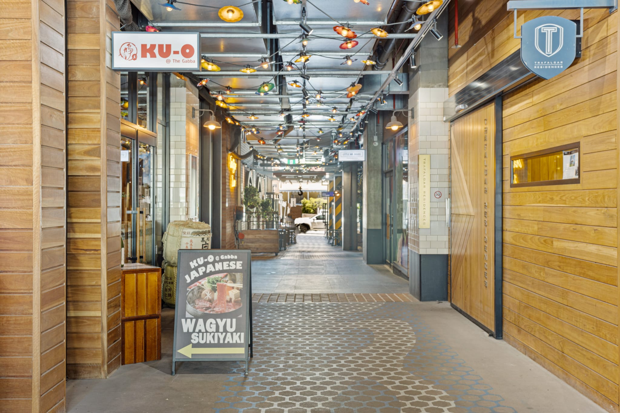 Executive 2-Bed with Stadium View, Great Amenities