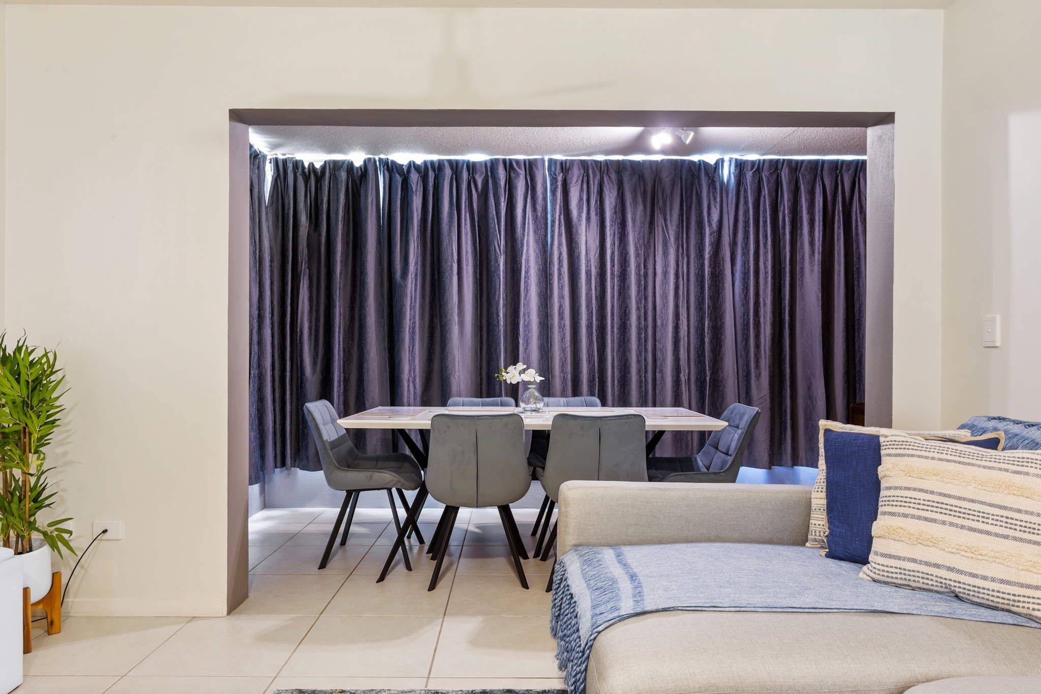 Family-Friendly Stay Walk to Beach & Parks