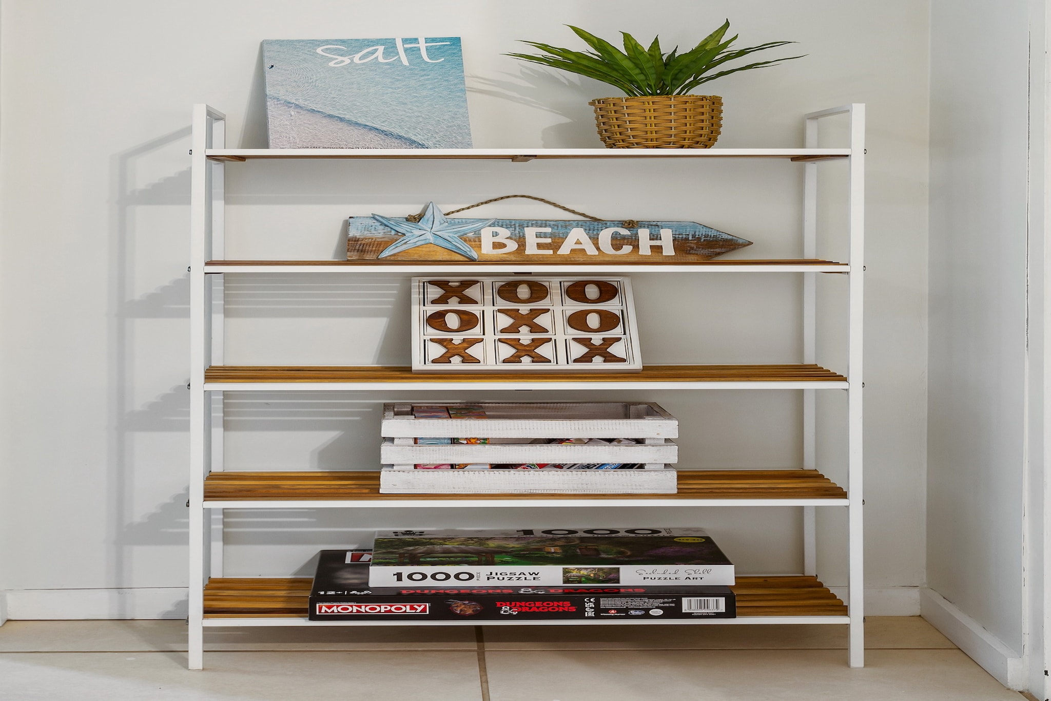 This spacious, light & modern two bedroom unit is just 100m from the water and parks at Cotton Tree. The unit offers great features such as a large living area that is fully tiled and has views of the water at the end of the street. You will be within walking distance of Maroochydore Beach, restaurants and markets, and have everything you’ll need for a comfortable and relaxing stay.
The space
A quiet and beautiful self-contained home with ocean breezes. You will have everything you’ll need for a short or long holiday stay.
 
General
- Entire unit with 2 bedrooms, 1 bathroom, sleeps 5
- Air conditioning available
- Laundry facilities included - Dryer and washer
- Wi-Fi is provided
- Secure Parking available for small-medium cars
- Self check-in
 
Bedroom & bathroom
- Bedroom 1: King Bed
- Bedroom 2: 1 Bunk bed & 1 single bed
- 1 Modern bathroom
 
Kitchen
- Modern, stainless-steel appliances
- Toaster, kettle and microwave available
- Oven and electric stovetop
 
Living Room
- Large comfy couch
- Smart TV available with streaming services
- 6-seater dining table
 
Points of Interest
- Maroochydore Rotary park, Cotton Tree Park, Maroochydore beach, Cotton Tree beach at your doorstep
- 2-minute drive to Big Top Shopping Centre
Local area description
Often referred to as the beating heart of the Sunshine Coast, Maroochydore is where you can enjoy an ocean dip during the day and a cocktail at night. From the seaside suburb of Cotton Tree – perfect for families - is a popular place for a picnic or BBQ and true to its name, it is dotted with sprawling native cotton trees, to the surfing hotpot that is Alexandra Headland, there is something for everyone. Take a stroll along the scenic coastal walk stretching from Cotton Tree to Alexandra Headland and soak it all in.
House rules
You are staying in a friendly and peaceful neighbourhood and we kindly ask you to respect the community and your surrounding neighbours. The following strict House Rules apply:
- No loud noise between 10 pm and 8 am
- No parties or antisocial behaviour
- No additional people are to access the property without our prior approval
- No pets are allowed in the property without approval
- No smoking is allowed at any times
- If you break something, please let us know
 
- To help protect all floor coverings do not wear any shoes inside the property
 
Please be aware that excessive noise such as amplified music, vocals or screaming or anti-social behaviour in the property or common areas can cause neighbours to complain to us, the Building Manager, Council Rangers or Police.
 
IMPORTANT: Any breach of the House Rules may lead to a $500 fine plus compensation for any cost/damage created and immediate eviction of the property.
 
Finally, when checking out, we kindly ask you for the following:
- Please leave all beds unmade
- Please clean up your dishes and put them away
- In case you have rearranged furniture, please put it back to the original location
- Please take out the rubbish and remember to use the right bins
- Please ensure all appliances, A/C and lights are off and doors and windows are closed
Interaction with guests
Welcome to MadeComfy! Our local team curates stays in exceptional Australian & New Zealand properties, ensuring style, comfort, and prime locations for discerning guests. We prioritise your needs to provide a memorable home-away-from-home experience. Explore our digital guidebooks for local recommendations, and don't hesitate to contact us throughout your stay. We're here to ensure your comfort – enjoy your stay with MadeComfy.
Notes
For your comfort, this property is prepared with professional-grade hotel-style linen, including a three-sheet setup, ensuring a fresh and hygienic sleep experience.
 
Extra Services:
- Early check-in: Our standard check-in is at 3 pm. To guarantee early access to the property we suggest booking the night before if available. Otherwise, early check-in is subject to availability from the night before at an additional cost.
- Late check-out: Our standard check-out is at 10 am. To guarantee a later check-out of the property we suggest booking an additional night if available. Otherwise, a late check-out is subject to availability from the night before to an additional cost.
- Baggage: For security reasons, we are unable to receive or to keep unattended baggage before check-in or after check-out
- We provide a small welcome amenity pack to get your stay started
- This booking is protected with coverage for lost baggage and emergency medical expenses, provided by Travel Support with claim upto 500 AUD (T&C Applies). For more details reach out to Guest Support team post booking.
Access description
You’ll have access to the entire property when you stay here, so it will feel like your own home.
- The keys will be left in a lockbox onsite. We will send you the access code 3 days prior to your arrival through the booking portal.
Getting around
Public transport
Buses operate in this area. Check out the TripGo app for transport timetables.
 
Ride sharing
We recommend using ride-sharing service Uber.
 
Points of Interest
- Maroochydore Rotary park, Cotton Tree Park, Maroochydore beach, Cotton Tree beach at your doorstep
- 2-minute drive to Big Top Shopping Centre
- 4-minute drive to Sunshine Plaza
- 13-minute drive to Sunshine Coast Airport
 
Getting there
The property is a 13-minute drive from the Sunshine Coast Airport.
