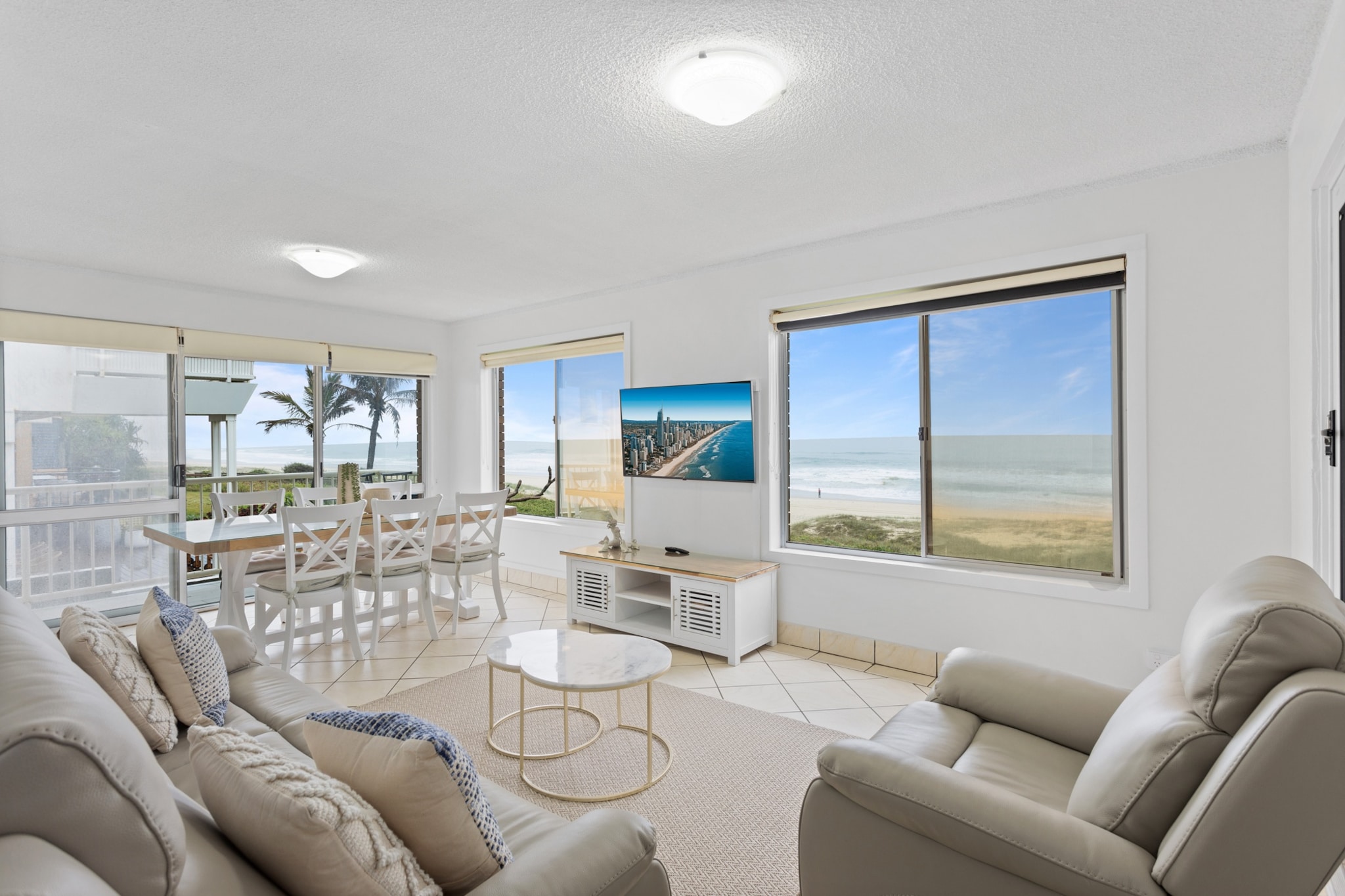 Wake to Waves in Spacious 3-Bed Beachfront Unit