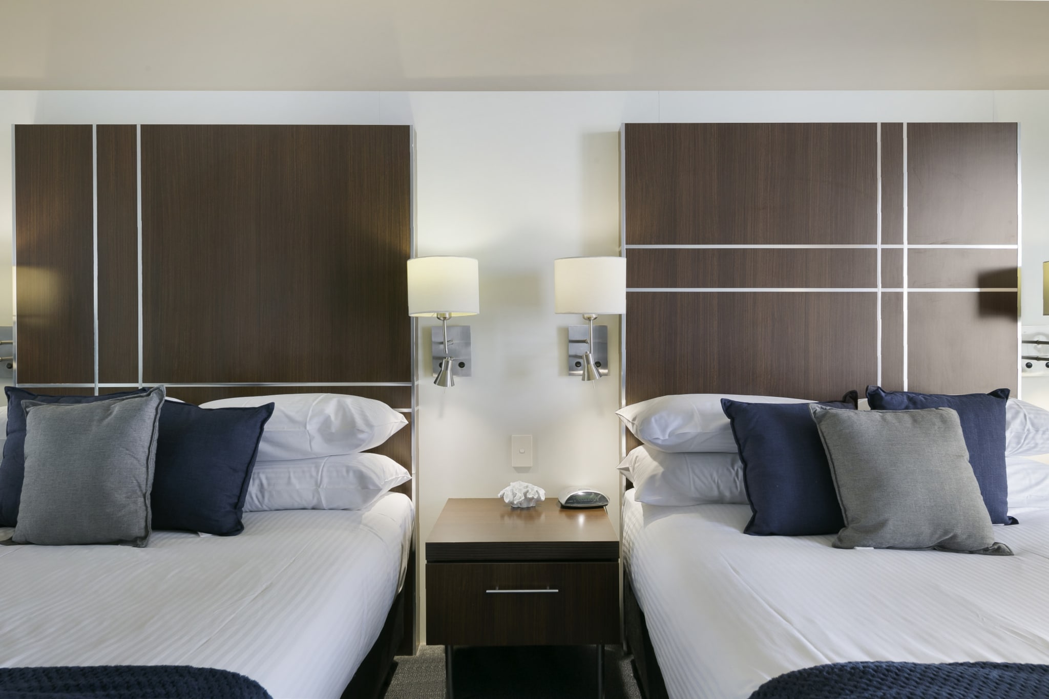 Ocean View 2-Bed Studio In the Heart of Surfers