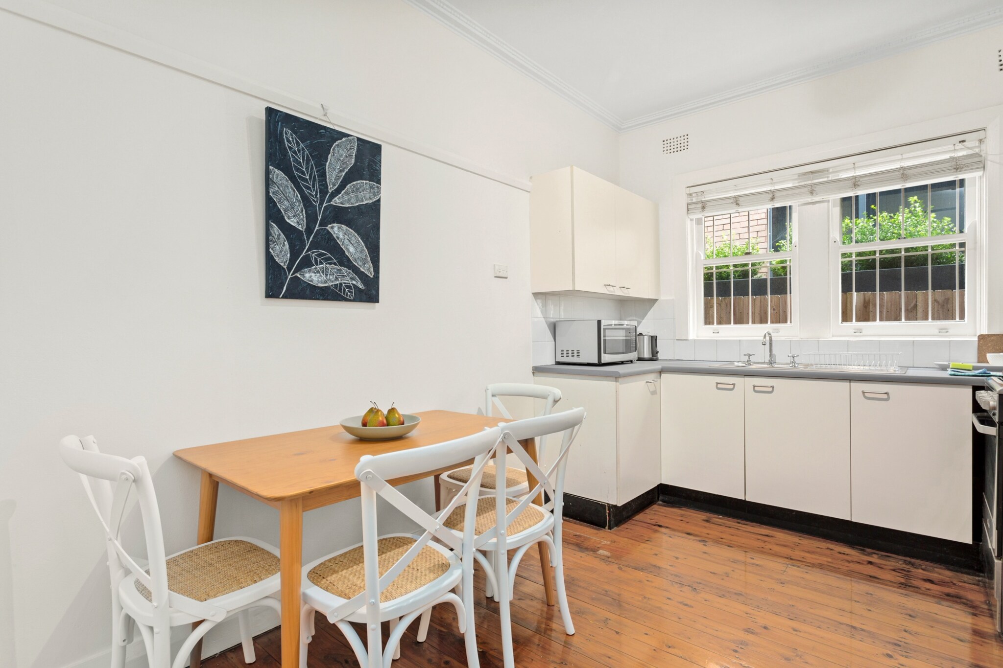 Art Deco Coastal Living, Minutes to the Sand