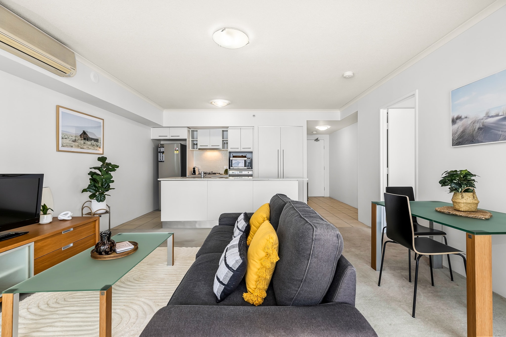 Bed Linen, Desk, Elevator, Hot Water, Internet Access DSL, Wardrobe, Kitchen(stove, electric kettle, toaster, oven, microwave, dishwasher, fridge), bedroom(double bed), bathroom(hairdryer, Towels/Sheets (Incl.), shampoo, body soap), First Aid, TV, tumble dryer, cot, washing machine, balcony or terrace, heating, air conditioning, swimming pool, private outdoor pool, iron, Essentials, dishes and cutlery, Dedicated workspace, Carbon monoxide detector, Conditioner, Long term stays allowed, Shower gel, Town, Wine glasses