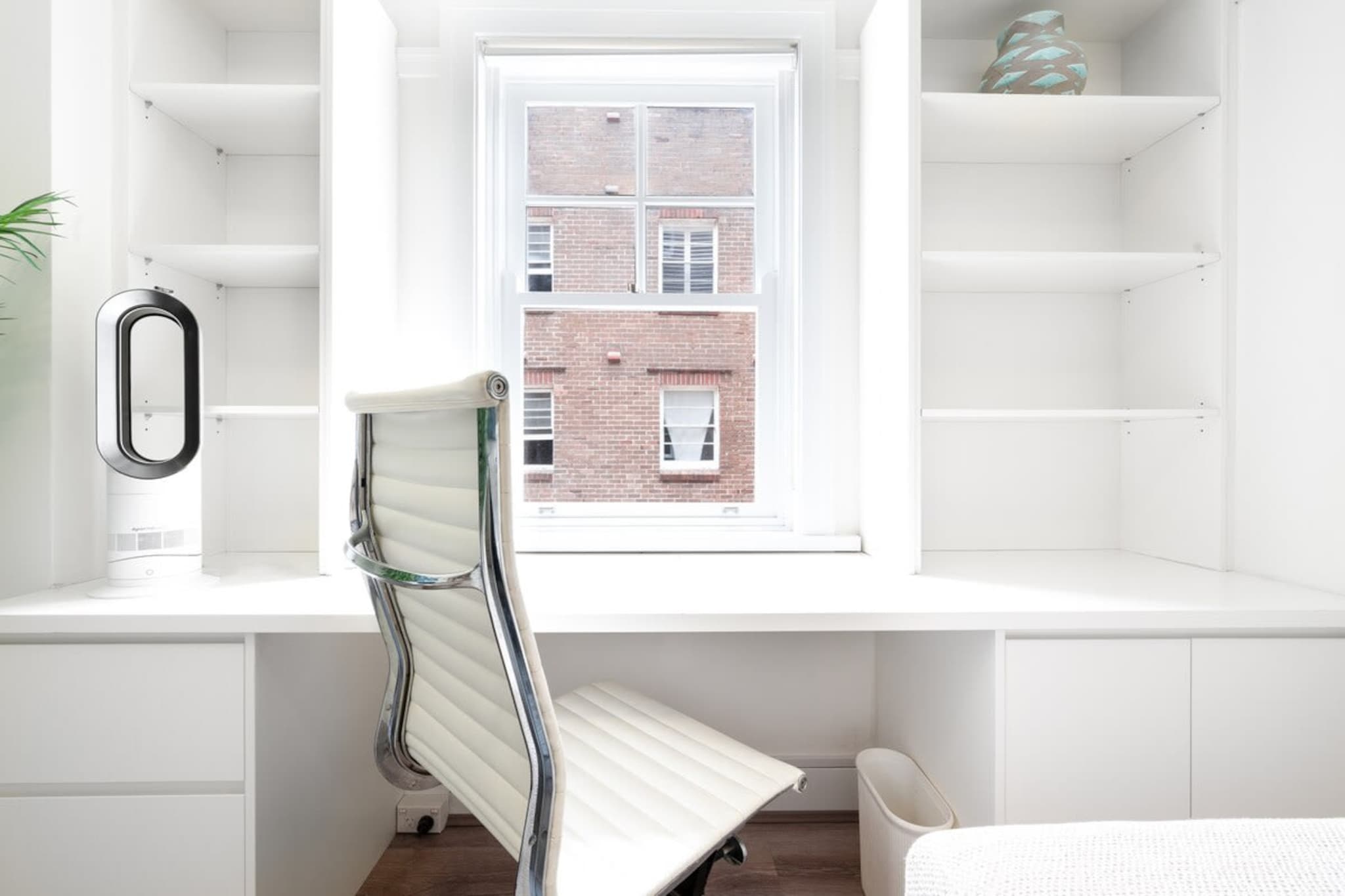 Snug 1-Bed Unit Across from Bondi Beach