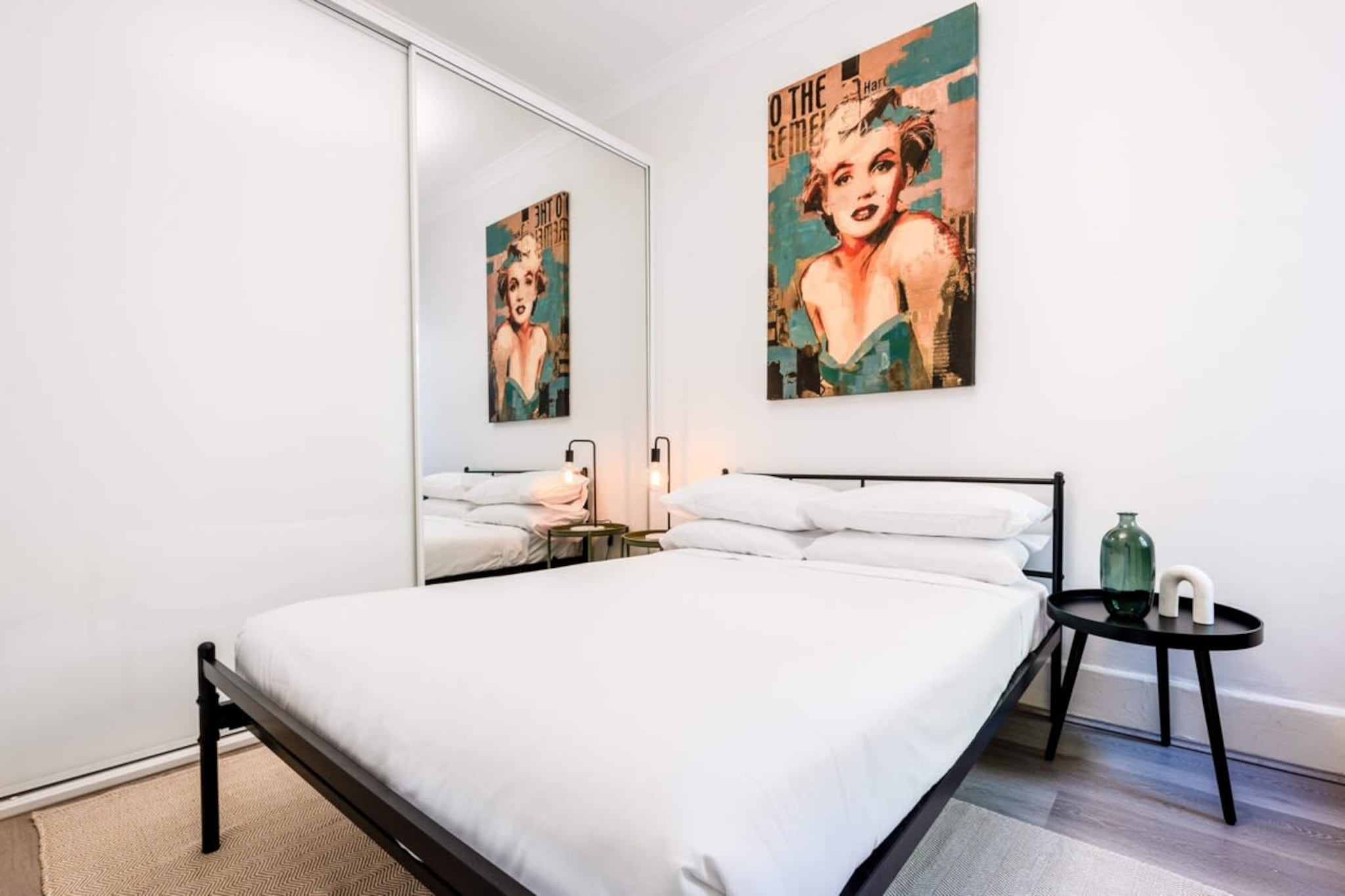 Bed Linen, Desk, Fan, Hot Water, Internet Access DSL, Wardrobe, Living room(TV, dining table, seating area), Kitchen(stove, electric kettle, toaster, coffee machine, oven, microwave, fridge, dishes and cutlery), bedroom(Queen Bed), bedroom(double bed), bathroom(bath tub, shower, washbasin, toilet, hairdryer, Towels/Sheets (Incl.), shampoo, body soap, Essentials, Conditioner, Shower gel), First Aid, tumble dryer, washing machine, heating, iron, Dedicated workspace, Cooking basics, Room-darkening shades, Wine glasses