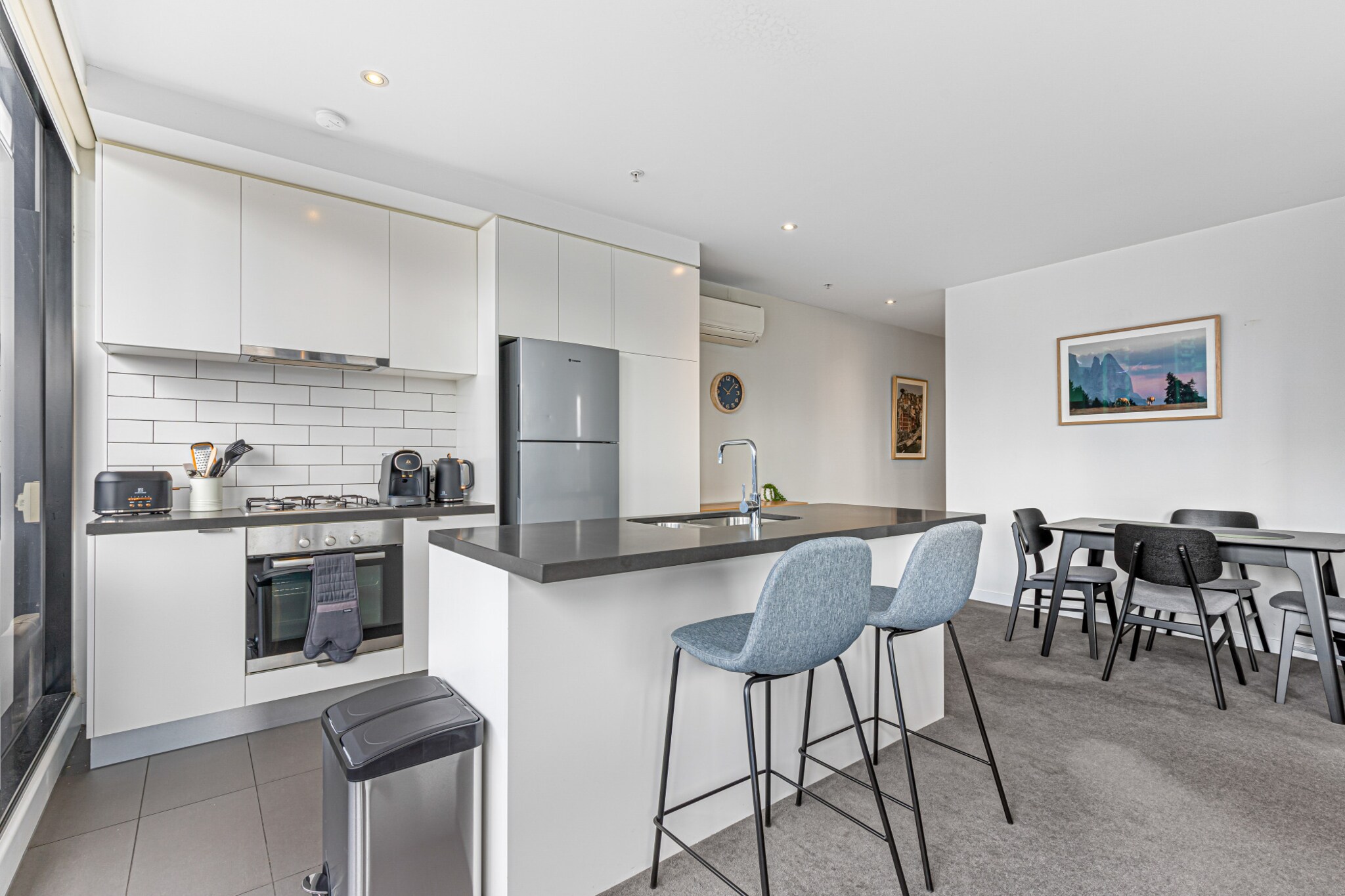 Pristine 2-Bed Unit With Beautiful City Landscape