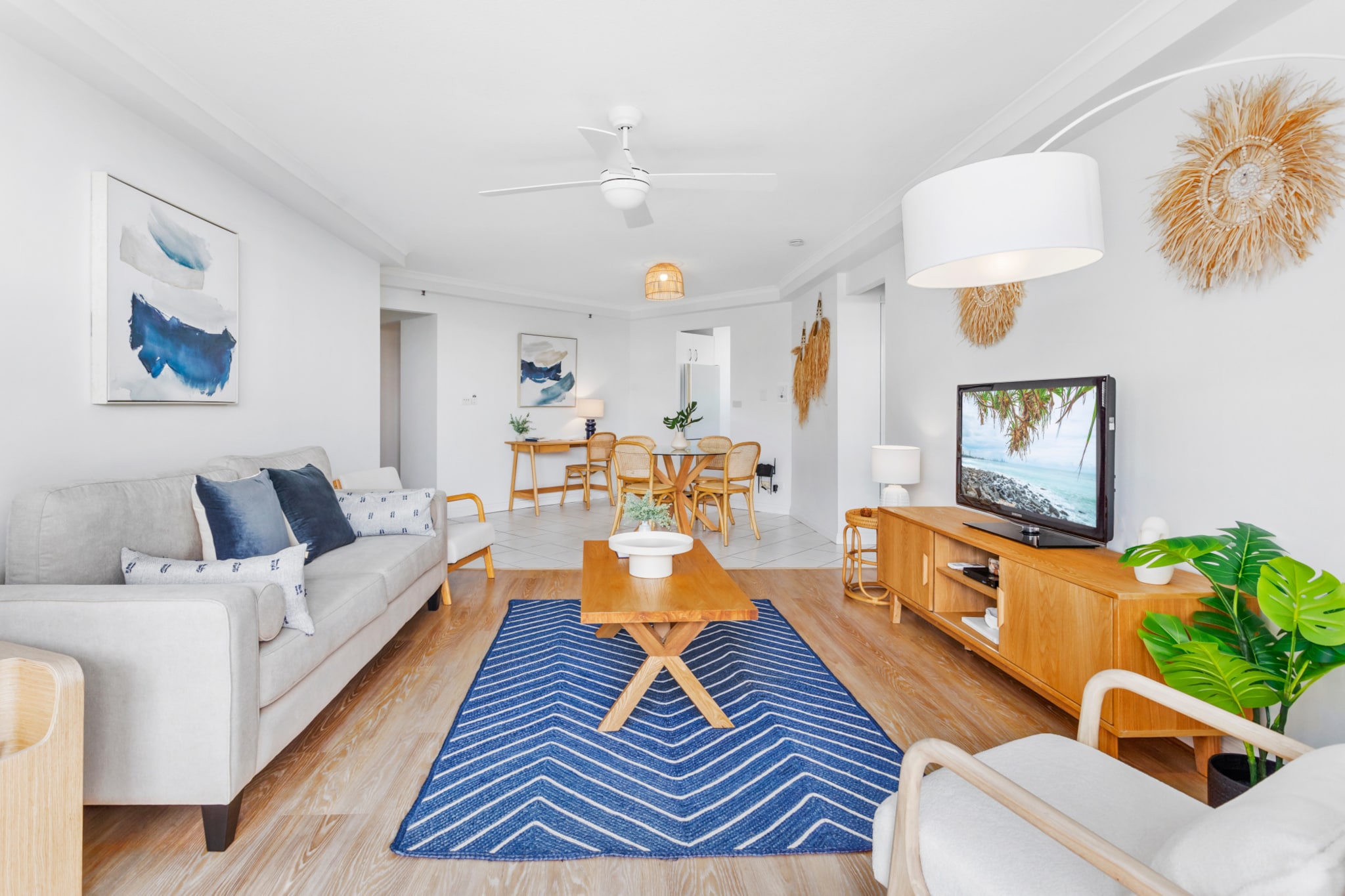 Beachfront 2-Bed with Pool, BBQ