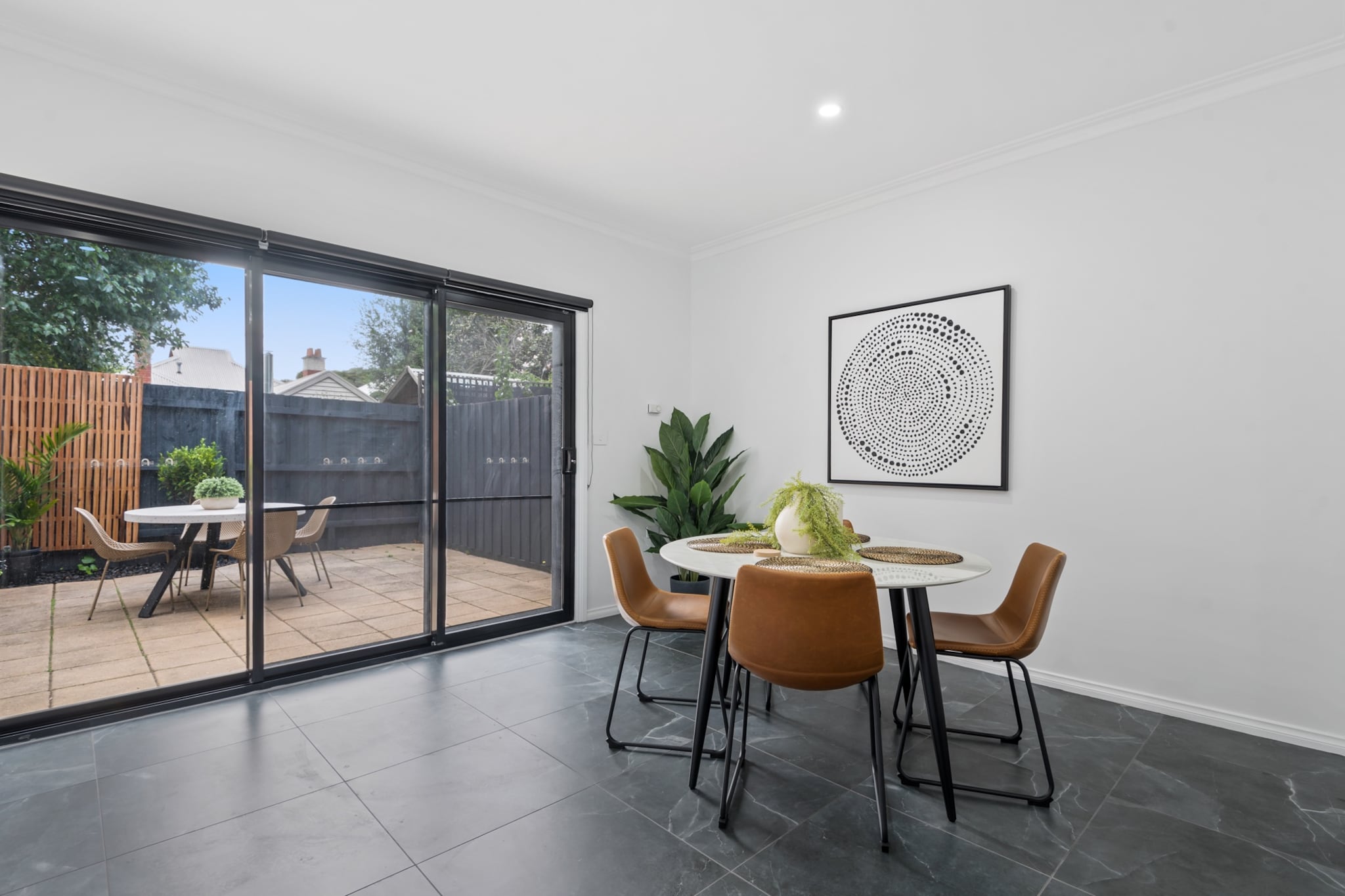 Sleek 2-Bed Terrace near Local Parks