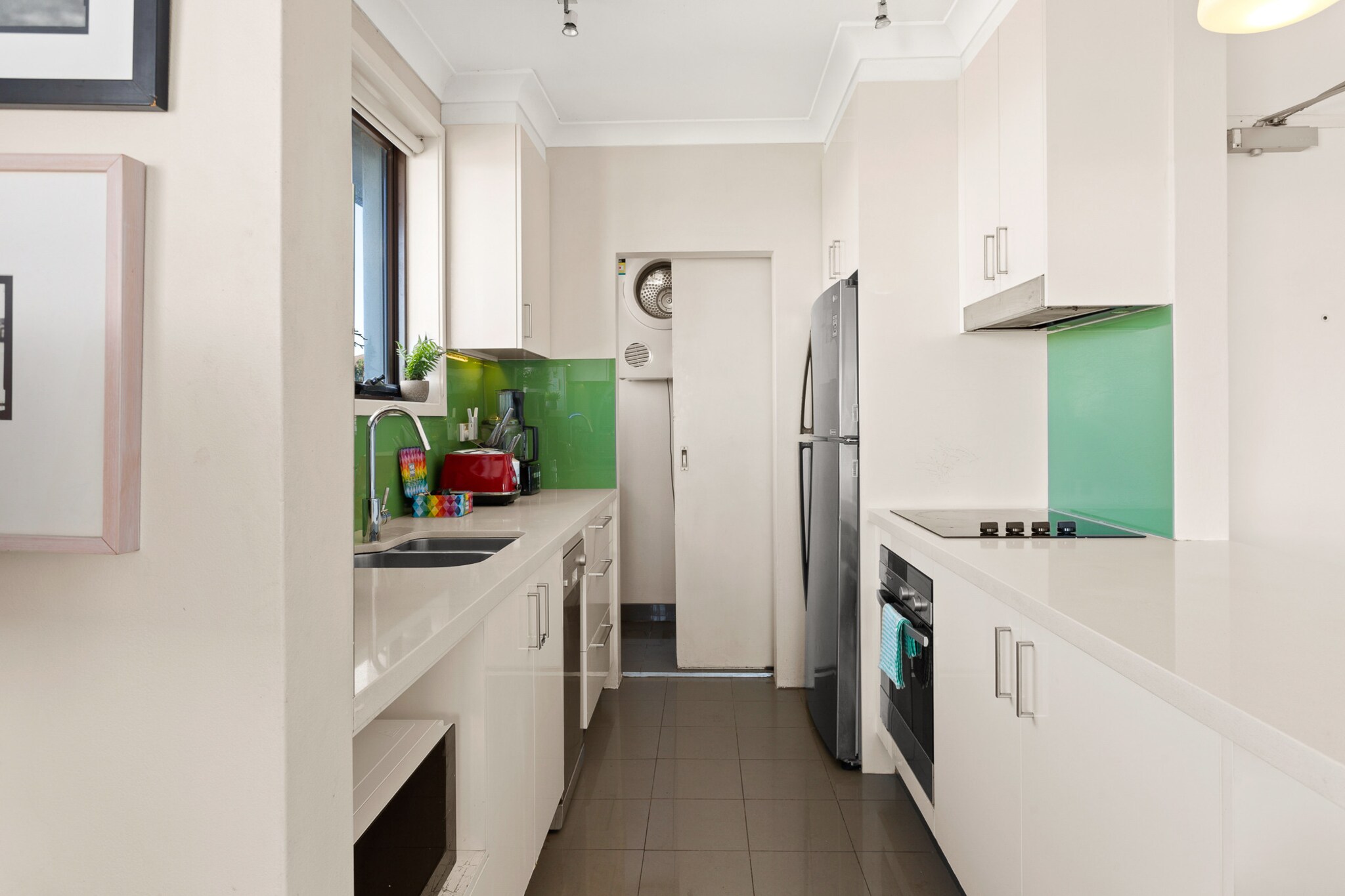 Pristine 2-Bed With Expansive Beach Views