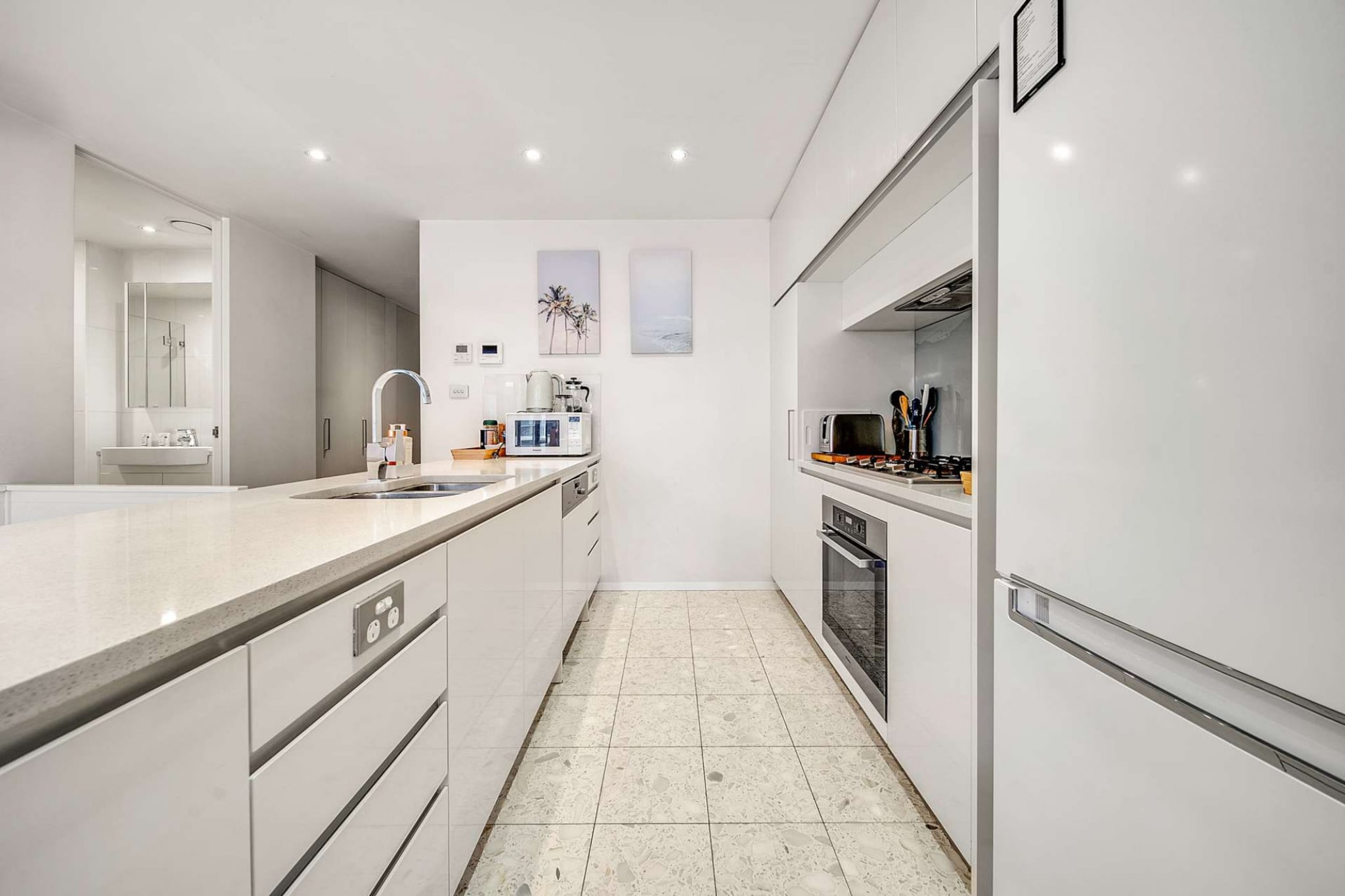 Canberra Lakefront 2-Bed with Pool,