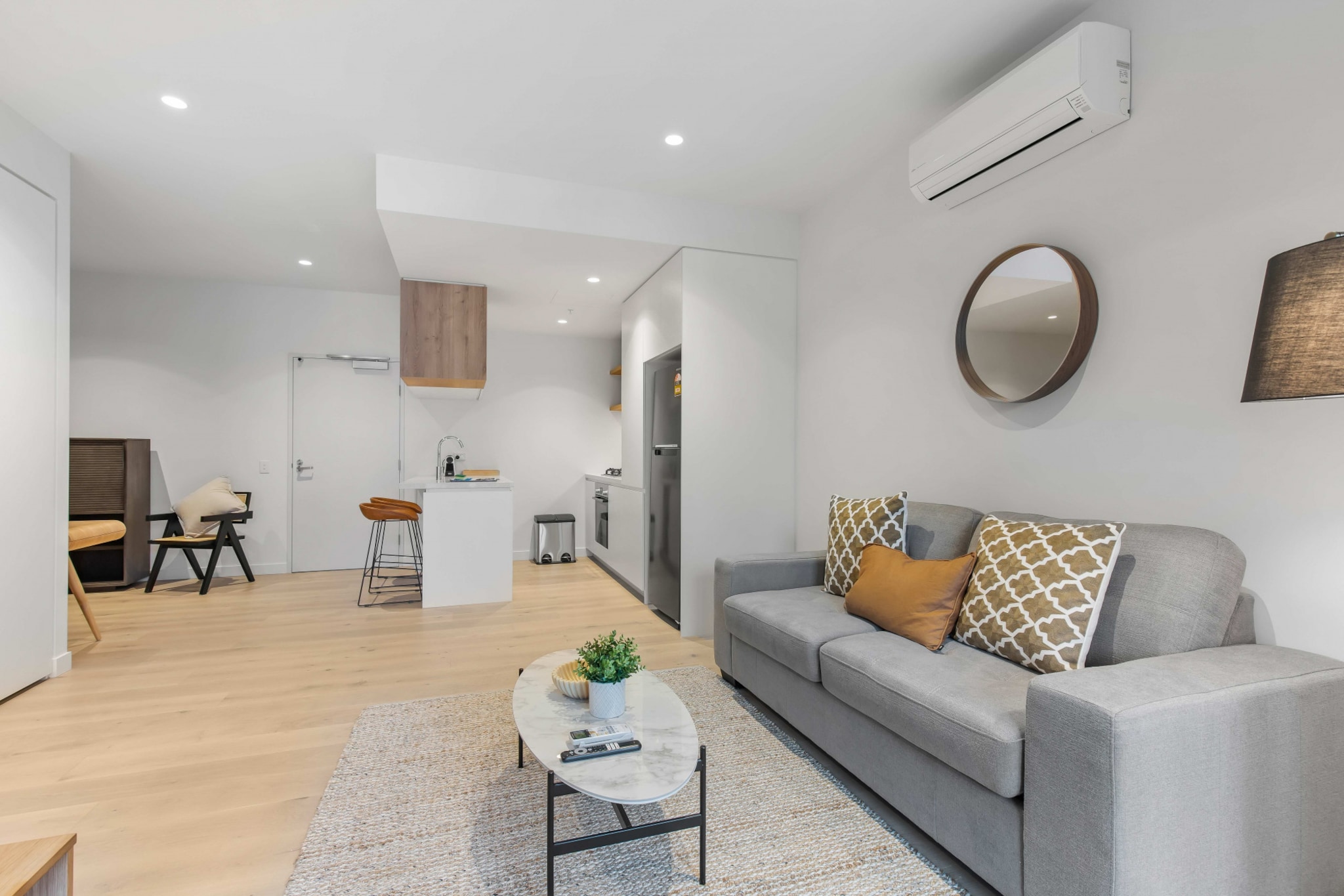 Bed Linen, Desk, Elevator, Hot Water, Internet Access DSL, Wardrobe, Living room(TV), Kitchen(stove, electric kettle, toaster, coffee machine, oven, microwave, dishwasher, fridge), bedroom(Queen Bed), bathroom(shower, washbasin, toilet), First Aid, Indoor pool, tumble dryer, washing machine, balcony or terrace, heating, air conditioning, swimming pool, iron, hairdryer, Towels/Sheets (Incl.), shampoo, body soap, Essentials, dishes and cutlery, Dedicated workspace, Carbon monoxide detector, Conditioner, Long term stays allowed, Room-darkening shades, Shower gel, Wine glasses