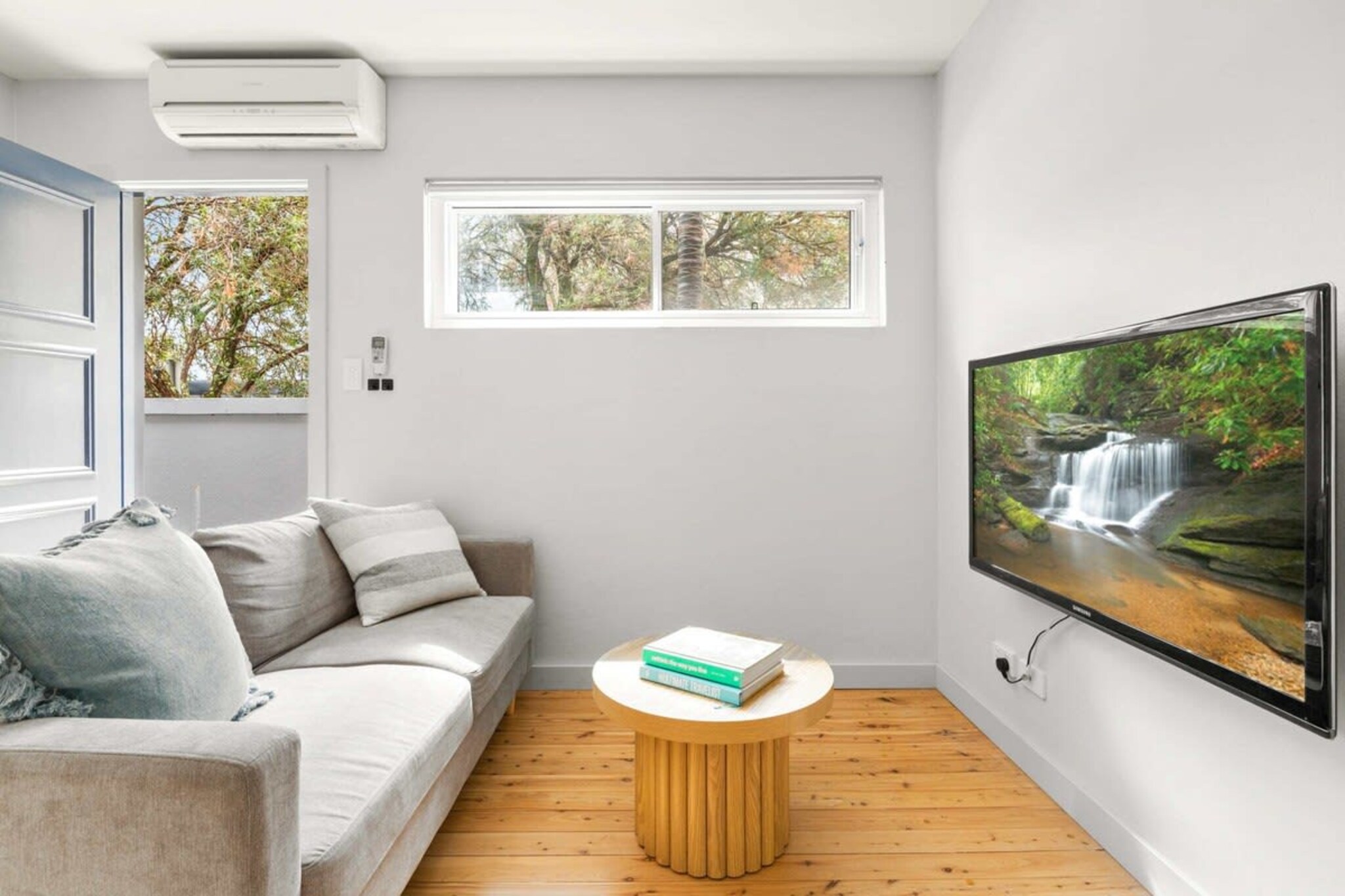 Experience Sydney's Eastern Suburbs laid-back coastal lifestyle in this lovely 1-bed apartment. The property is only 400 metres from iconic Coogee Beach. This cosy apartment features modern interiors and is in close proximity to Coogee's most famous landmarks and attractions. Blending understated Art Deco charm with functionality, this pad will grant you access to nature, hospitality venues and thriving nightlife. Look no further: this is the ultimate spot to experience Sydney coastal living.

The space
This gorgeous 1-bed unit features a generous queen-sized bedroom, a spacious renovated bathroom, an open-plan living space attached to a sleek kitchen, air conditioning, and beautiful timber floors. This property's location is perfect! It is a short walk to the beach, cafes, restaurants, bars, shops, and the famous Coogee to Bondi Coastal walk. Close to public transport, you'll be a short bus ride from the CBD and all of Sydney's postal card landmarks. With refined interiors and light-filled spaces, this is the perfect abode to rest in after a day at the beach or a night on the town.
 
Living room
- Couch sits 2 people
- TV with free channels available
 
Kitchen & Dining Area
- Fully equipped with cookware, utensils and cutlery
- Oven and electric stovetop
- Dining bench sits 2 people
 
Bathroom & Laundry
- Travel essentials, towels and hairdryer provided
 
Amenity Notes
- Modernly decorated pen-plan living
- Street parking available for 2 hrs
- Wi-Fi
- A/C in master bedroom and living space
- Self check-in
Local area description
Coogee is a picturesque coastal suburb located in the eastern suburbs of Sydney. It's known for its stunning beach and vibrant community. A mere 8 kilometres from the CBD, Coogee features a wide stretch of golden sand, a promenade, and a saltwater swimming pool called Wylie's Baths. Coogee Bay is known for its bustling nightlife with numerous bars, restaurants, and cafes, making it a popular destination for locals and tourists. One of these destinations is the iconic Coogee Pavilion, situated right by the beach, a multi-level venue featuring restaurants, bars, a rooftop terrace, and a family-friendly area with games and activities. Coogee is a part of the Bondi to Coogee Coastal Walk, a popular scenic walking trail that stretches along the coastline, providing stunning views of the Pacific Ocean. The walk passes through various beaches, cliffs, parks, and rock pools. There are several parks and reserves in Coogee, including Dunningham Reserve and Goldstein Reserve. These provide great spots for picnics, barbecues, and outdoor activities. Various bus lines connect the suburb to the rest of Sydney.
House rules
You are staying in a friendly and peaceful neighbourhood and we kindly ask you to respect the community and your surrounding neighbours. The following strict House Rules apply:
 
- No loud noise between 10 pm and 8 am
- No parties or antisocial behaviour
- No additional people are to access the property without our prior approval
- No pets are allowed in the property without approval
- No smoking is allowed at any times
- If you break something, please let us know
- To help protect all floor coverings, do not wear any shoes inside the property
 
Please be aware that excessive noise such as amplified music, vocals or screaming or anti-social behaviour in the property or common areas can cause neighbours to complain to us, the Building Manager, Council Rangers or Police.
 
IMPORTANT:
- Any breach of the House Rules may lead to a $500 fine plus compensation for any cost/damage created and immediate eviction of the property without refund.
- Pets are available on request unless the property states it is pet friendly. Any stays with pets will incur an additional cleaning fee of $200.
 
Finally, when checking out, we kindly ask you for the following:
 
- Please leave all beds unmade
- Please clean up your dishes and put them away
- In case you have rearranged furniture, please put it back to the original location
- Please take out the rubbish and remember to use the right bins
- Please ensure all appliances, A/C and lights are off and doors and windows are closed.
- Please check your accommodation thoroughly before departing to avoid any unintentional items left behind.
 
We are not liable for any items left behind after your stay. In the rare event that a guest reports a missing item, we will make every effort to locate it for you, but we cannot guarantee its retrieval. If the item is found, we will gladly assist in arranging its return to an address within Australia, subject to postage and service fees.
Interaction with guests
Welcome to MadeComfy! Our local team curates stays in exceptional Australian & New Zealand properties, ensuring style, comfort, and prime locations for discerning guests. We prioritise your needs to provide a memorable home-away-from-home experience. Explore our digital guidebooks for local recommendations, and don't hesitate to contact us throughout your stay. We're here to ensure your comfort – enjoy your stay with MadeComfy.
Notes
- For your comfort, this property is prepared with professional-grade hotel-style linen, including a three-sheet setup, ensuring a fresh and hygienic sleep experience.
- No pets are allowed to stay in the property
- There is no internal laundry. The closest laundromat is 60m away.
 
Extra Services:
- Early check-in: Our standard check-in is at 3 pm. To guarantee early access to the property we suggest booking the night before if available. Otherwise, early check-in is subject to availability from the night before at an additional cost.
- Late check-out: Our standard check-out is at 10 am. To guarantee a later check-out of the property we suggest booking an additional night if available. Otherwise, a late check-out is subject to availability from the night before to an additional cost.
- Baggage: For security reasons, we are unable to receive or to keep unattended baggage before check-in or after check-out
- We provide a small welcome amenity pack to get your stay started
- This booking is protected with coverage for lost baggage and emergency medical expenses, provided by Travel Support with claim upto 500 AUD (T&C Applies). For more details reach out to Guest Support team post booking.
Access description
- The key collection is located on a lock box onsite. Further details will be provided 3 days before check-in if your booking is successfully reserved.
- Stairs are required to access the property.
Getting around
Public transport
The closest bus stop is located 140 m away from the property on Arden St at Neptune St. Please visit Transport NSW website for more information.
 
Getting There
The property is located 8.5 km away from Sydney Airport.
By car, the journey will take around 17 minutes. By public transportation, the journey will take around 55 minutes.