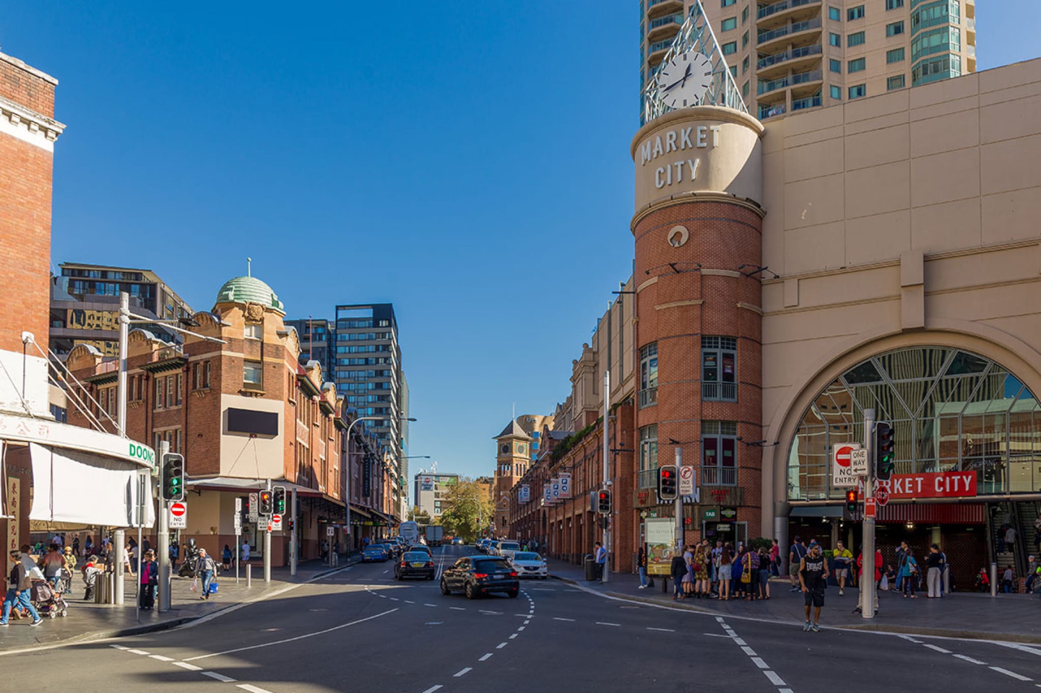 This uniquely charming apartment with self-check-in is nestled in the heart of Ultimo, a vibrant Sydney suburb known for its connectivity. The calming interiors and minimalist design provide a contrast to the lively streets nearby. Featuring two en suites and a spacious open-living space, find yourself within walking distance from Sydney Fish Market, Wentworth Park, Darling Harbour, and so much more. A perfect property for an adventurous traveller looking to explore Sydney's best locations.
The space
Find refuge whilst staying connected to Sydney's bustling city in this incredibly unique property minutes away from Darling Harbour, parks, shops, museums and public transport. Featuring bright interiors, discover the refined charm of this property's open-plan living area, the elegance of the two en-suite bedrooms, and the undeniable convenience of a location that allows you to walk to several of Sydney's most famous landmarks. With split air conditioning in the lounge room, internal laundry, and self-check-in system, there is nothing standing in the way of your next city getaway.
 
Living room
- Couch sits 4 people
- TV with streaming apps to be used with guest's login details
 
Kitchen & Dining Area
- Fully equipped with utensils and cutlery
- Oven and electric stovetop
- Dining area sits 4 people
 
Bathroom & Laundry
- Laundry room available with washer and dryer
- Travel essentials, towels and hairdryer provided
 
Amenity Notes
- Split A/C in lounge room
- Wi-Fi available
- Minutes-walk to darling Harbour, Wentworth Park, and other Sydney landmarks
- Walking distance to cafes, restaurants, shops and public transport
Local area description
Ultimo, a suburb nestled in the heart of Sydney, is a dynamic urban enclave brimming with cultural pursuits. Boasting the prestigious University of Technology Sydney and the iconic Powerhouse Museum, it's a hub of learning and creativity. Ultimo's proximity to the city centre and excellent public transport links make it easily accessible, whilst its historical significance is evident in its blend of heritage-listed buildings and modern architecture. With a mix of housing options, including apartments and terrace-style homes, Ultimo is a favoured choice for professionals and students alike. The suburb's green spaces, like Wentworth Park, offer a refreshing retreat, complementing its close proximity to a range of amenities in the CBD.
House rules
You are staying in a friendly and peaceful neighbourhood and we kindly ask you to respect the community and your surrounding neighbours. The following strict House Rules apply:
 
- No loud noise between 10 pm and 8 am
- No parties or antisocial behaviour
- No additional people are to access the property without our prior approval
- No pets are allowed in the property without approval
- No smoking is allowed at any times
- If you break something, please let us know
- To help protect all floor coverings, do not wear any shoes inside the property
 
Please be aware that excessive noise such as amplified music, vocals or screaming or anti-social behaviour in the property or common areas can cause neighbours to complain to us, the Building Manager, Council Rangers or Police.
 
IMPORTANT:
- Any breach of the House Rules may lead to a $500 fine plus compensation for any cost/damage created and immediate eviction of the property without refund.
- Pets are available on request unless the property states it is pet friendly. Any stays with pets will incur an additional cleaning fee of $200.
 
Finally, when checking out, we kindly ask you for the following:
 
- Please leave all beds unmade
- Please clean up your dishes and put them away
- In case you have rearranged furniture, please put it back to the original location
- Please take out the rubbish and remember to use the right bins
- Please ensure all appliances, A/C and lights are off and doors and windows are closed.
- Please check your accommodation thoroughly before departing to avoid any unintentional items left behind.
 
We are not liable for any items left behind after your stay. In the rare event that a guest reports a missing item, we will make every effort to locate it for you, but we cannot guarantee its retrieval. If the item is found, we will gladly assist in arranging its return to an address within Australia, subject to postage and service fees.
Interaction with guests
Welcome to MadeComfy! Our local team curates stays in exceptional Australian & New Zealand properties, ensuring style, comfort, and prime locations for discerning guests. We prioritise your needs to provide a memorable home-away-from-home experience. Explore our digital guidebooks for local recommendations, and don't hesitate to contact us throughout your stay. We're here to ensure your comfort – enjoy your stay with MadeComfy.
Notes
- For your comfort, this property is prepared with professional-grade hotel-style linen, including a three-sheet setup, ensuring a fresh and hygienic sleep experience.
- The property is located near a bypass. Noise disturbances may occur.
- There is no secure parking available on the property.
- Bathroom light switches are on the wall behind the sliding doors.
 
Extra Services:
- Early check-in: Our standard check-in is at 3 pm. To guarantee early access to the property we suggest booking the night before if available. Otherwise, early check-in is subject to availability from the night before at an additional cost.
- Late check-out: Our standard check-out is at 10 am. To guarantee a later check-out of the property we suggest booking an additional night if available. Otherwise, a late check-out is subject to availability from the night before to an additional cost.
- Baggage: For security reasons, we are unable to receive or to keep unattended baggage before check-in or after check-out
- We provide a small welcome amenity pack to get your stay started
- This booking is protected with coverage for lost baggage and emergency medical expenses, provided by Travel Support with claim upto 500 AUD (T&C Applies). For more details reach out to Guest Support team post booking.
Access description
- The key collection is located on a lock box onsite. Further details will be provided 3 days before check-in if your booking is successfully reserved.
- Stairs are required to access the outside and the inside of the property.
Getting around
Public transport
The closest bus stop is located 300 m away from the property on Harris St after Fig St. Please visit Transport NSW website for more information.
 
Getting There
The property is located 7.2 km away from Sydney Airport.
By car, the journey will take around 18 minutes. By public transportation, the journey will take around 1 hour and 33 minutes.