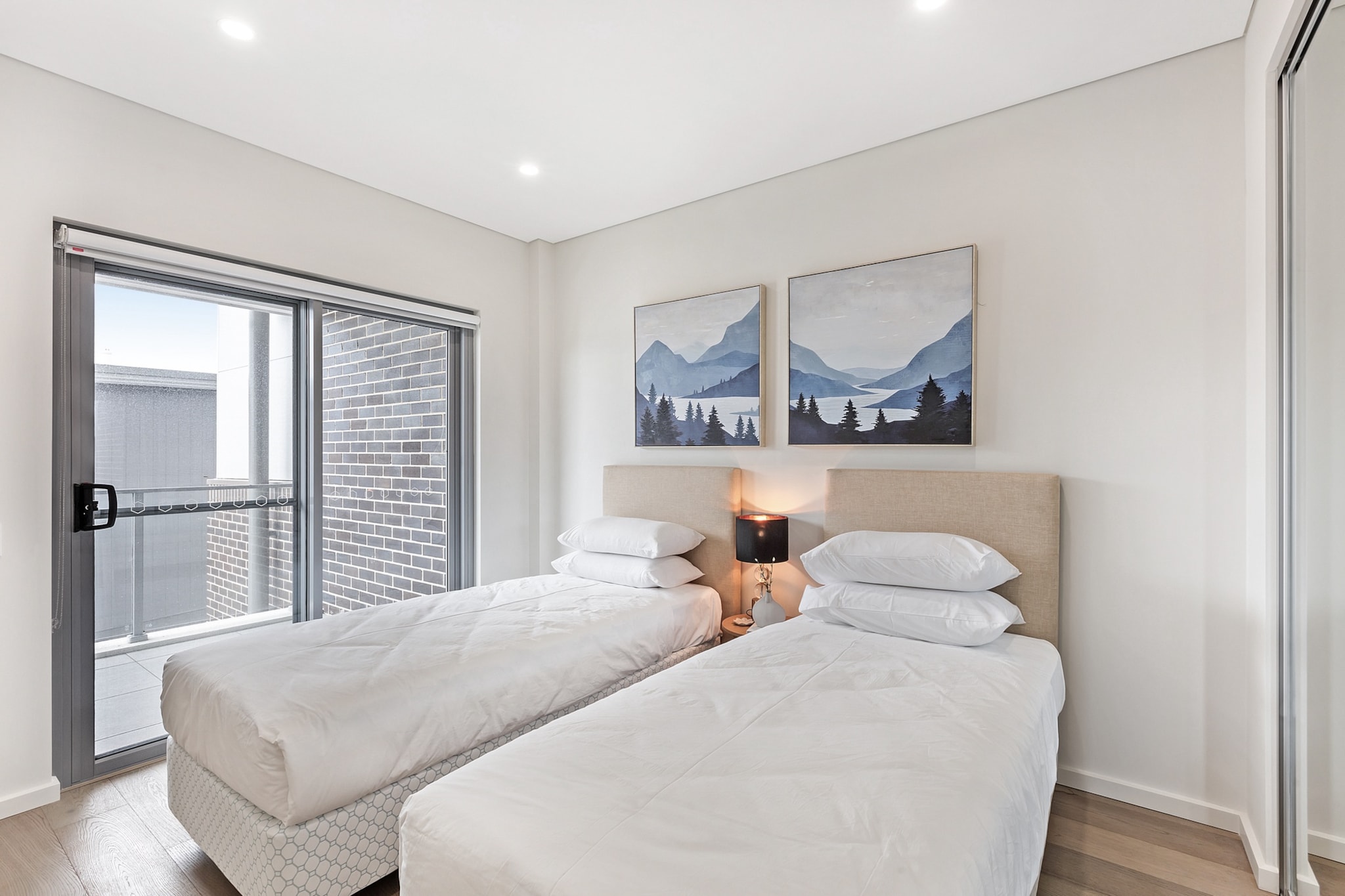 3-Bed Apartment in Beautiful Kiama with Study Nook