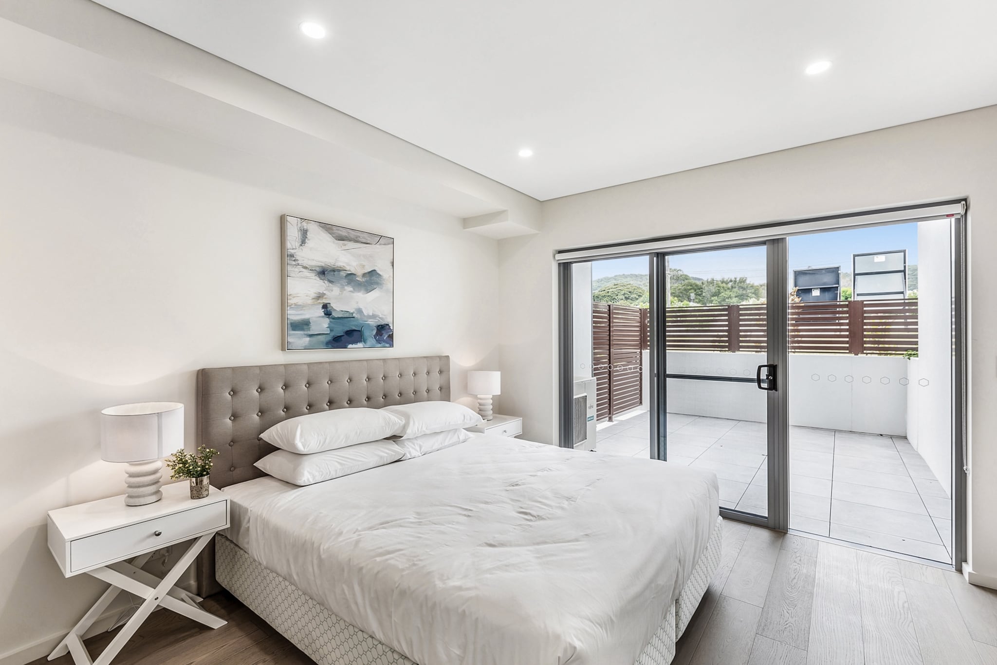 Bed Linen, Hot Water, Internet Access DSL, Wardrobe, Living room(TV, seating area), Kitchen(stove, electric kettle, toaster, coffee machine, oven, microwave, dishwasher, fridge, dishes and cutlery), bedroom(double king size bed), bedroom(Queen Bed), bedroom(2x single bed), bathroom(shower, washbasin, toilet, hairdryer, Towels/Sheets (Incl.), shampoo, Essentials, Shower gel), bathroom(shower, washbasin, toilet, hairdryer, Towels/Sheets (Incl.), shampoo, Essentials), First Aid, Beach, Indoor play area, Play area, tumble dryer, washing machine, balcony or terrace, heating, air conditioning, iron, Carbon monoxide detector, Long term stays allowed, Near Ocean, Room-darkening shades, Wine glasses