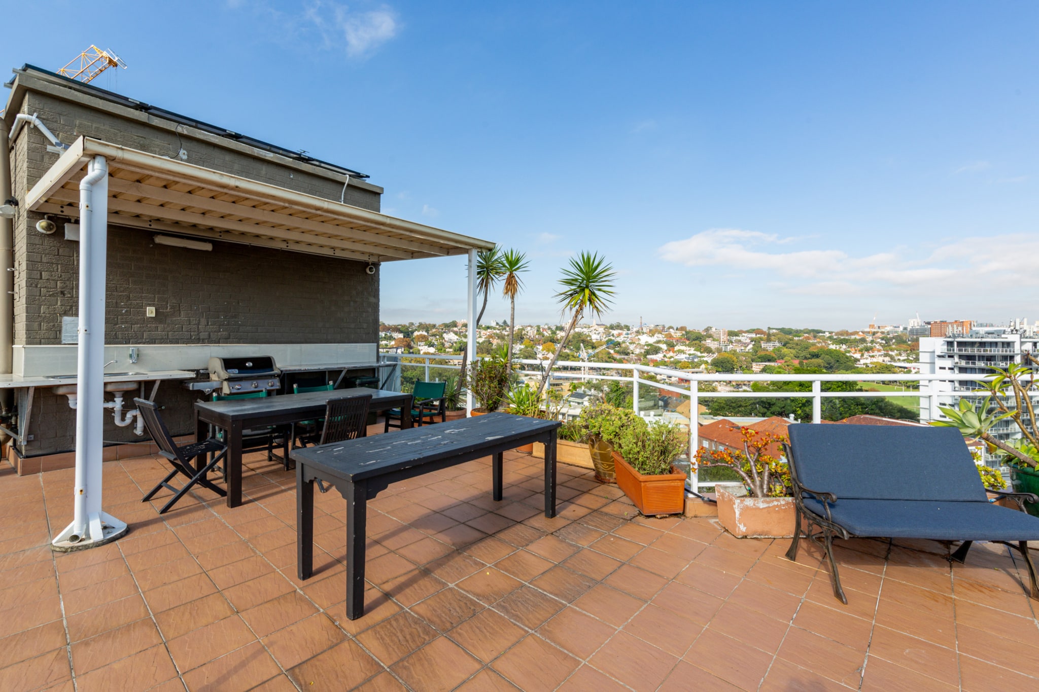 Desk, Elevator, Hot Water, Internet Access DSL, Kitchen(electric kettle, toaster, coffee machine, microwave, fridge, dishes and cutlery), Living/bed room(Bed Linen, Wardrobe, double bed, TV), bathroom(shower, washbasin, toilet, hairdryer, Towels/Sheets (Incl.), shampoo, body soap, Essentials), First Aid, tumble dryer, balcony or terrace, heating, iron, Dedicated workspace, Long term stays allowed, Room-darkening shades, Sea view, Wine glasses