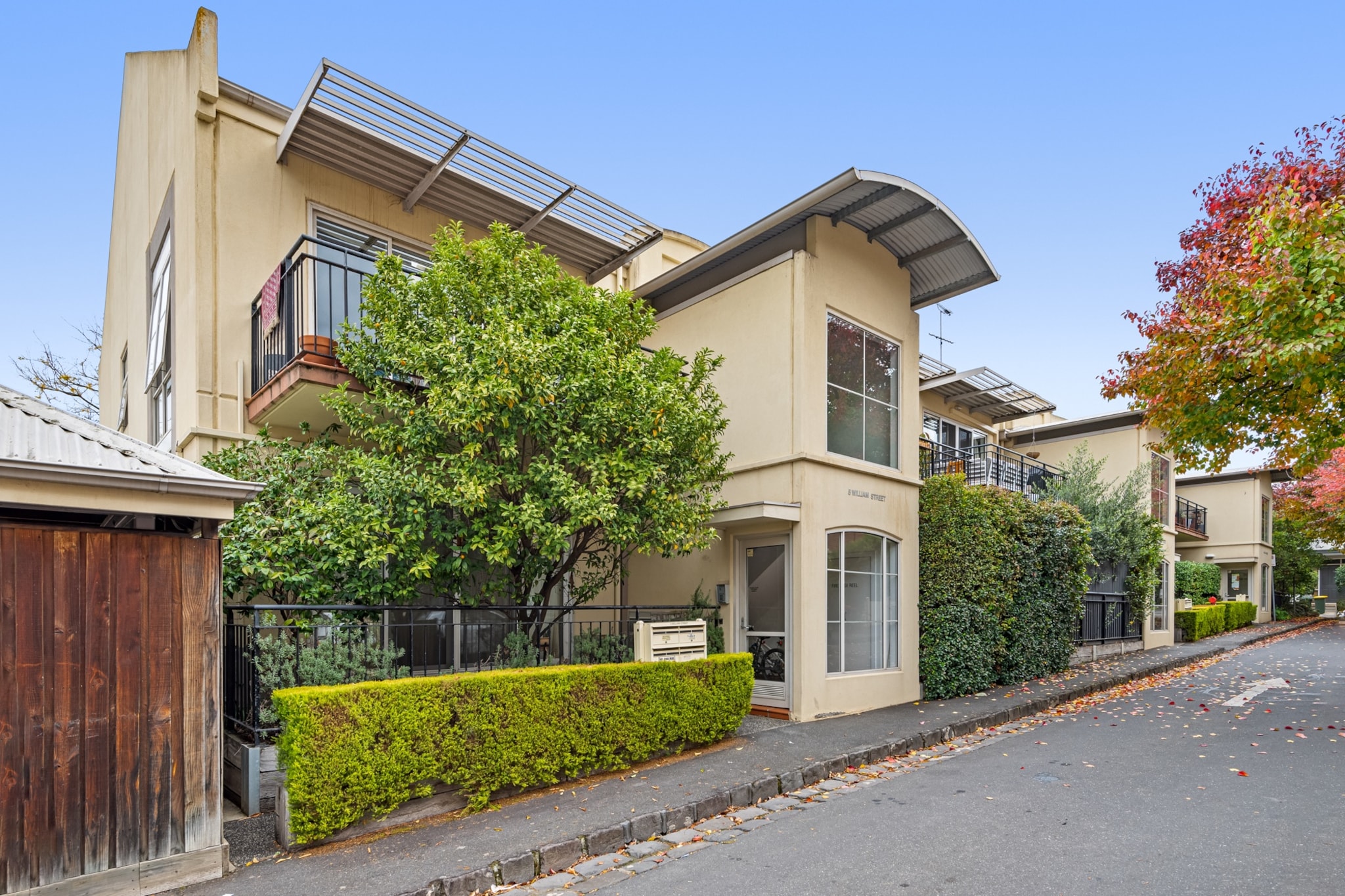 Perfect 2-Bed Inner-City Home with Pool & BBQ Area