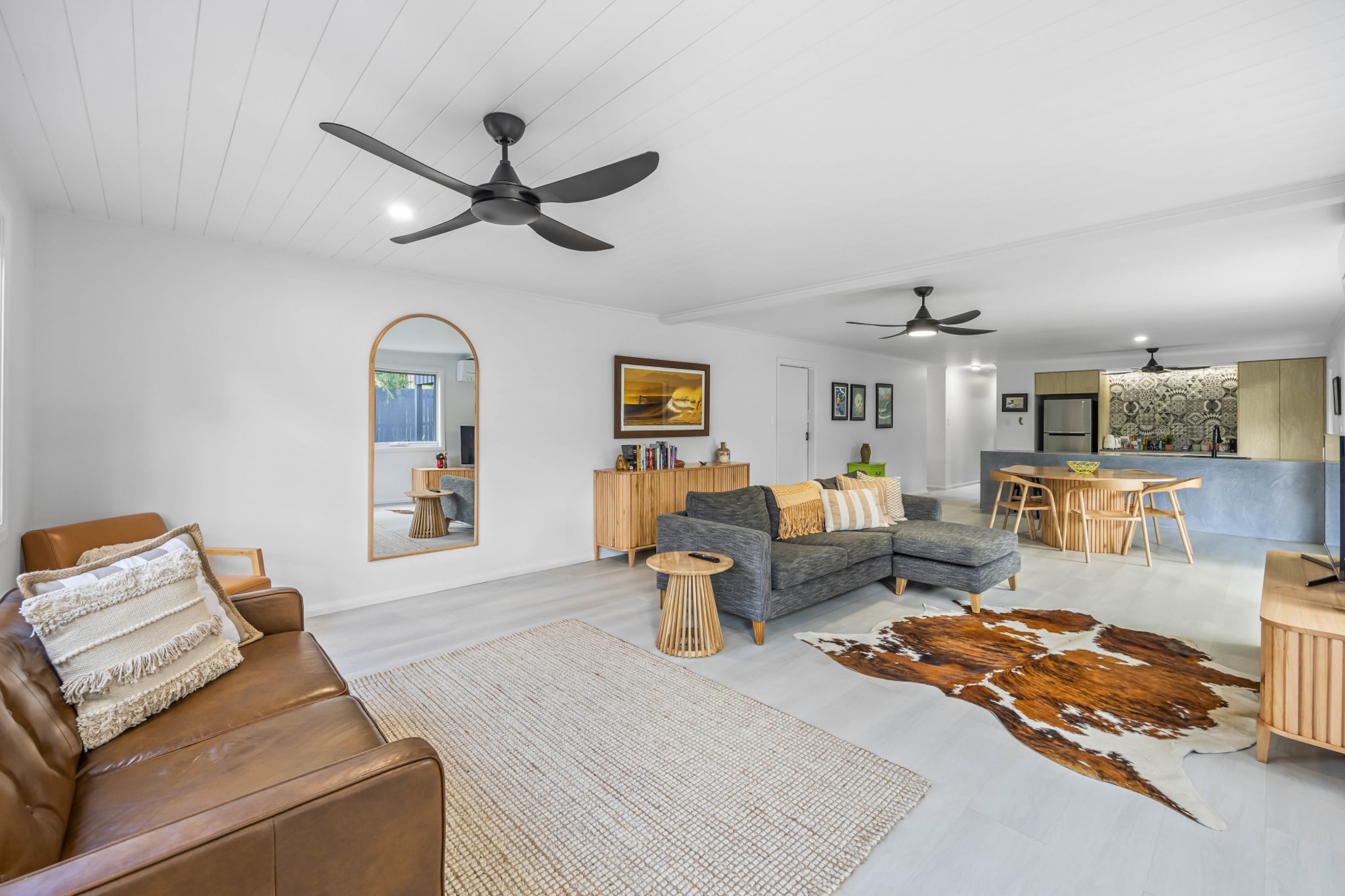 Trendy 2-Bed Home with Outdoor Entertainment