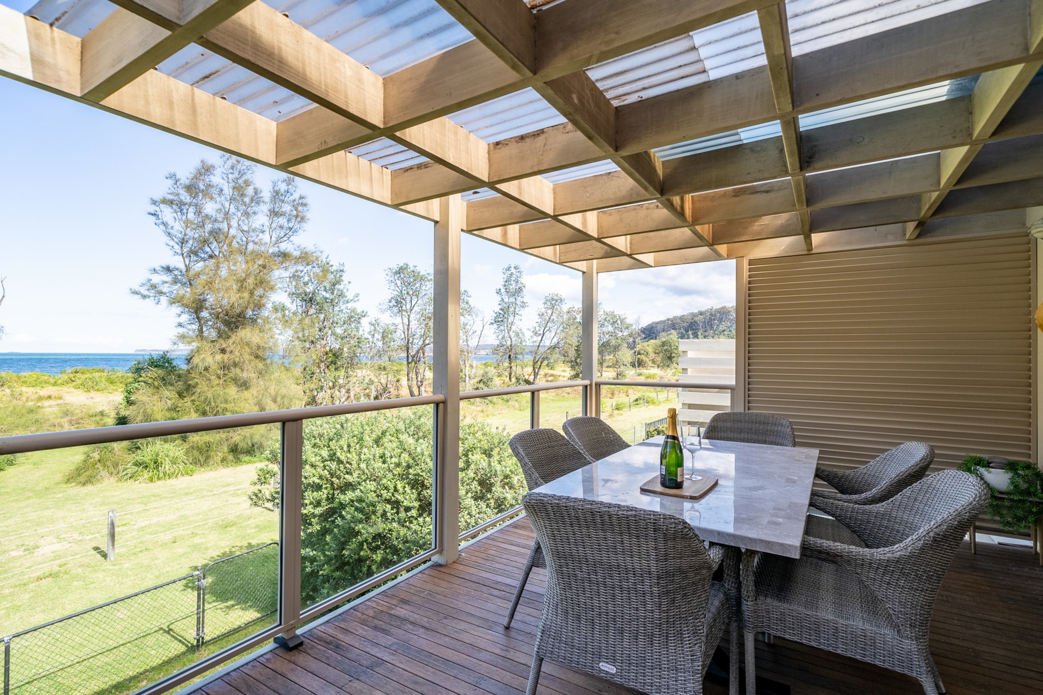 3-Bed Seaside Serenity Escape at Long Beach