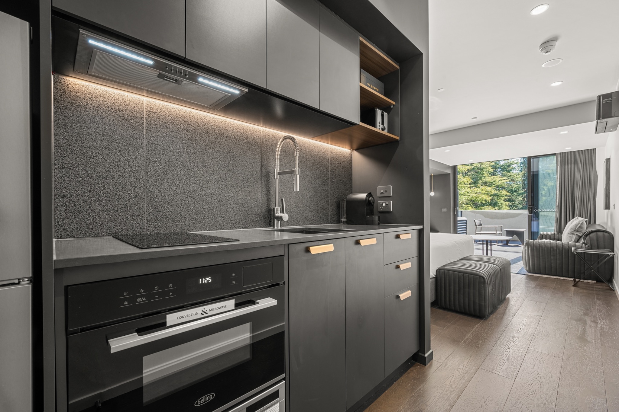 Impeccable Braddon Studio with Outdoor Dining