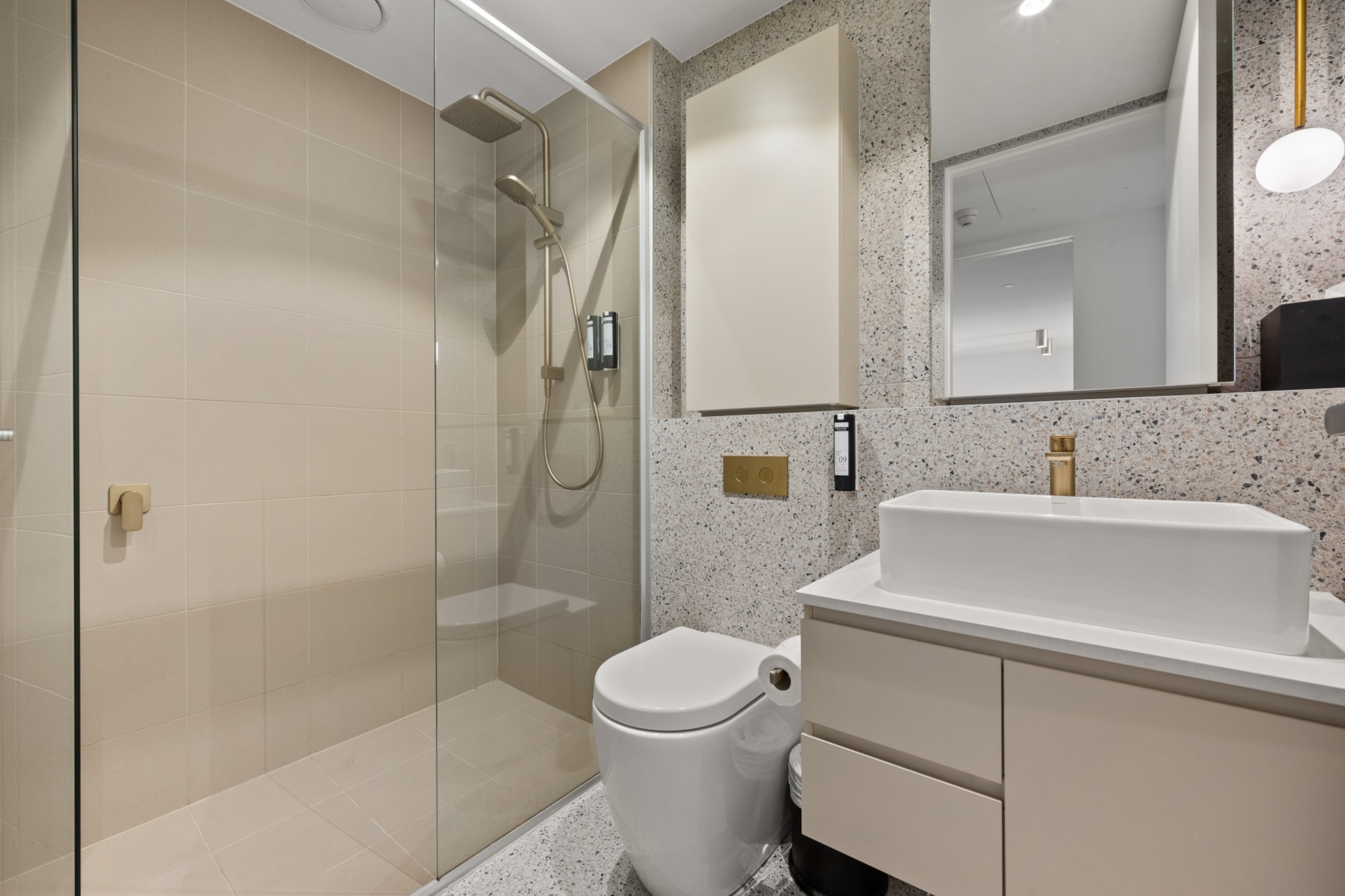 Unwind in Elegance: Your Perfect Braddon Apartment