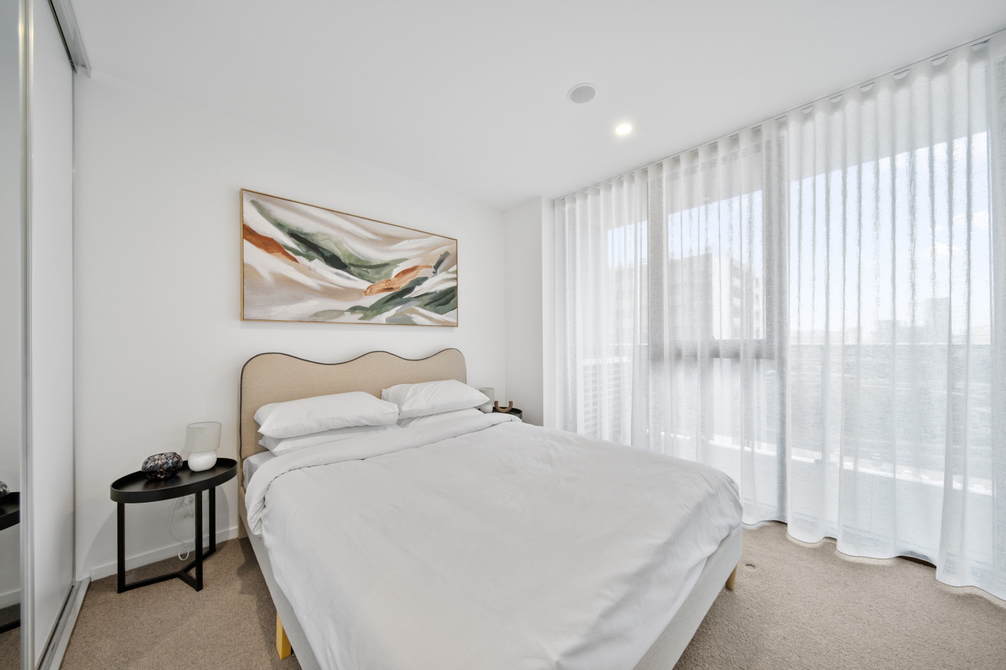 2-Bed Haven: Impeccable Interiors & Chic Amenities