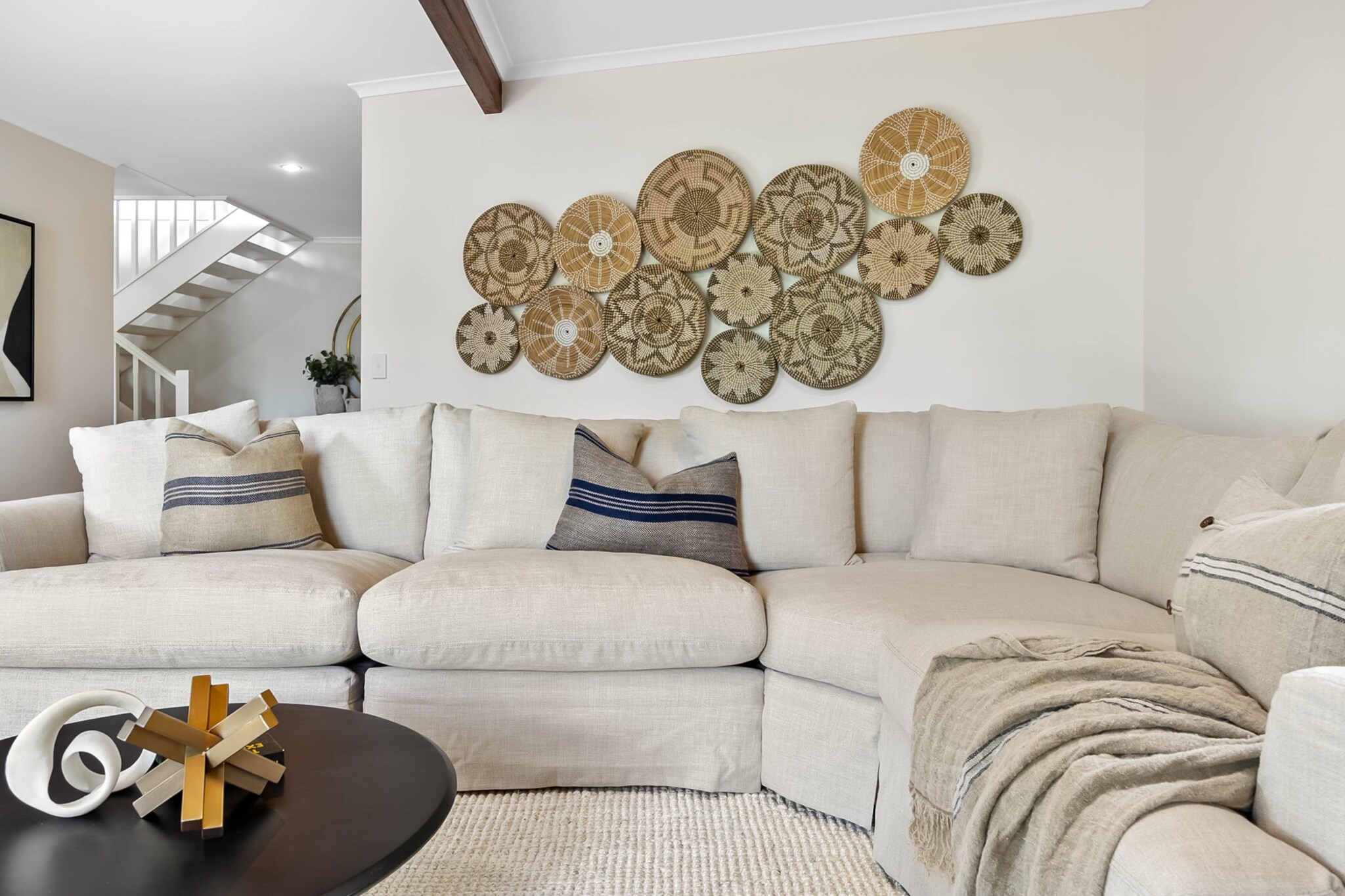 Beachside 4-Bed Retreat with Study Nook & Views