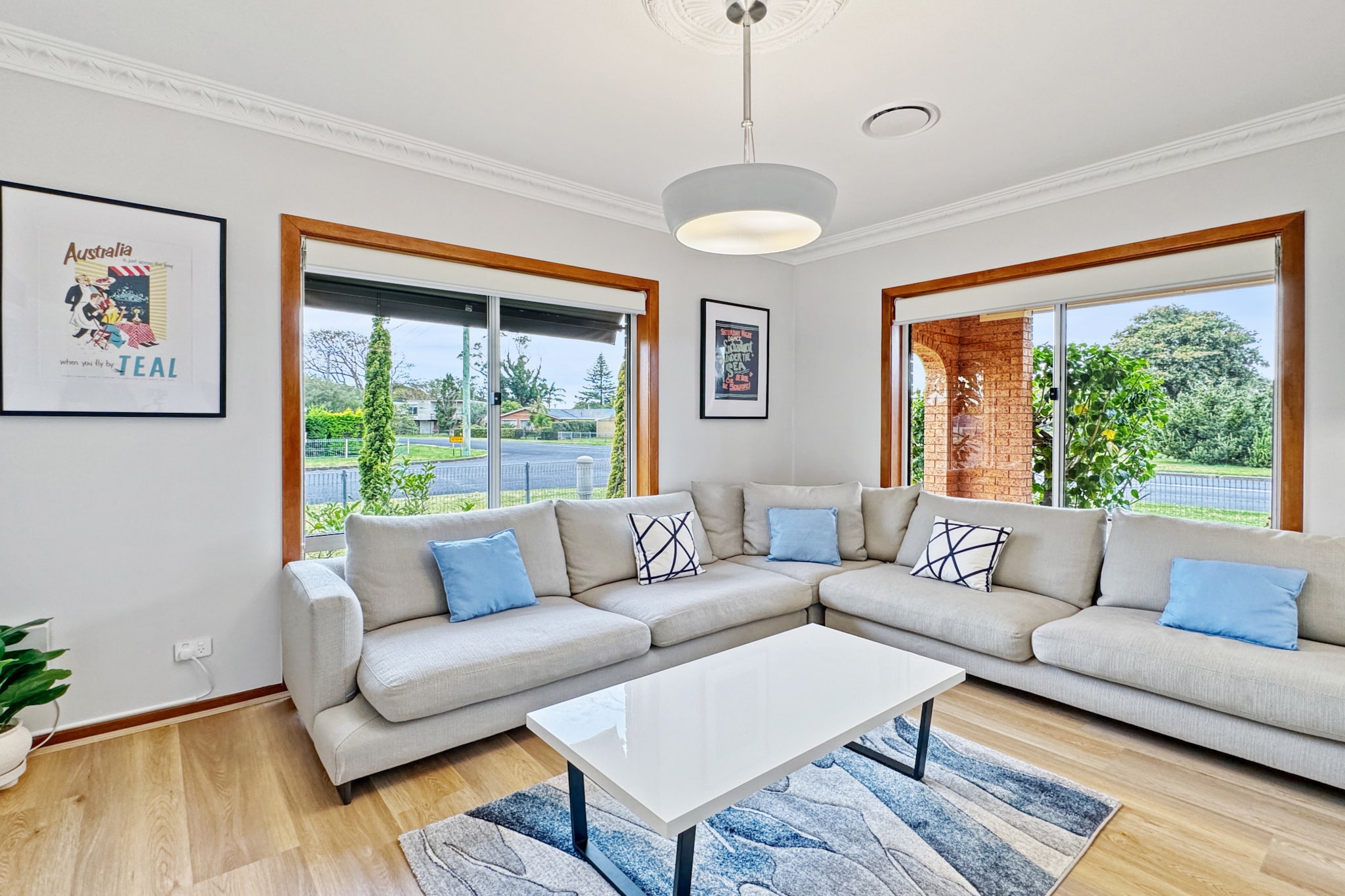 4-Bed Beach House with Garden & Alfresco Dining