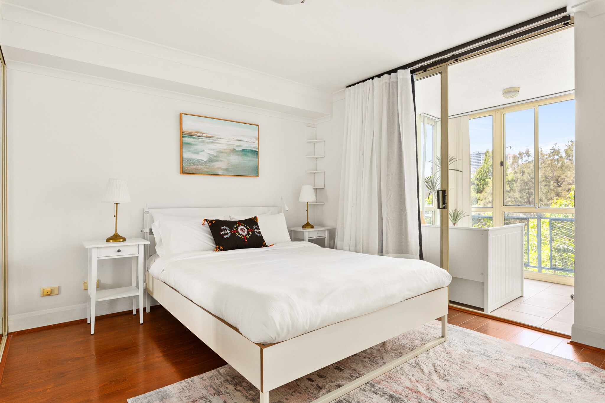 Desk, Elevator, Hot Water, Internet Access DSL, Living room(TV, seating area, heating, air conditioning), Kitchen(stove, electric kettle, toaster, coffee machine, oven, microwave, dishwasher, fridge, dishes and cutlery), bedroom(Bed Linen, Wardrobe, Queen Bed), bathroom(shower, washbasin, toilet, hairdryer, Towels/Sheets (Incl.), shampoo, Essentials), First Aid, Indoor play area, tumble dryer, washing machine, balcony or terrace, iron, body soap, Dedicated workspace, Carbon monoxide detector, Conditioner, Long term stays allowed, Near Ocean, Room-darkening shades, Shower gel, Town, Wine glasses