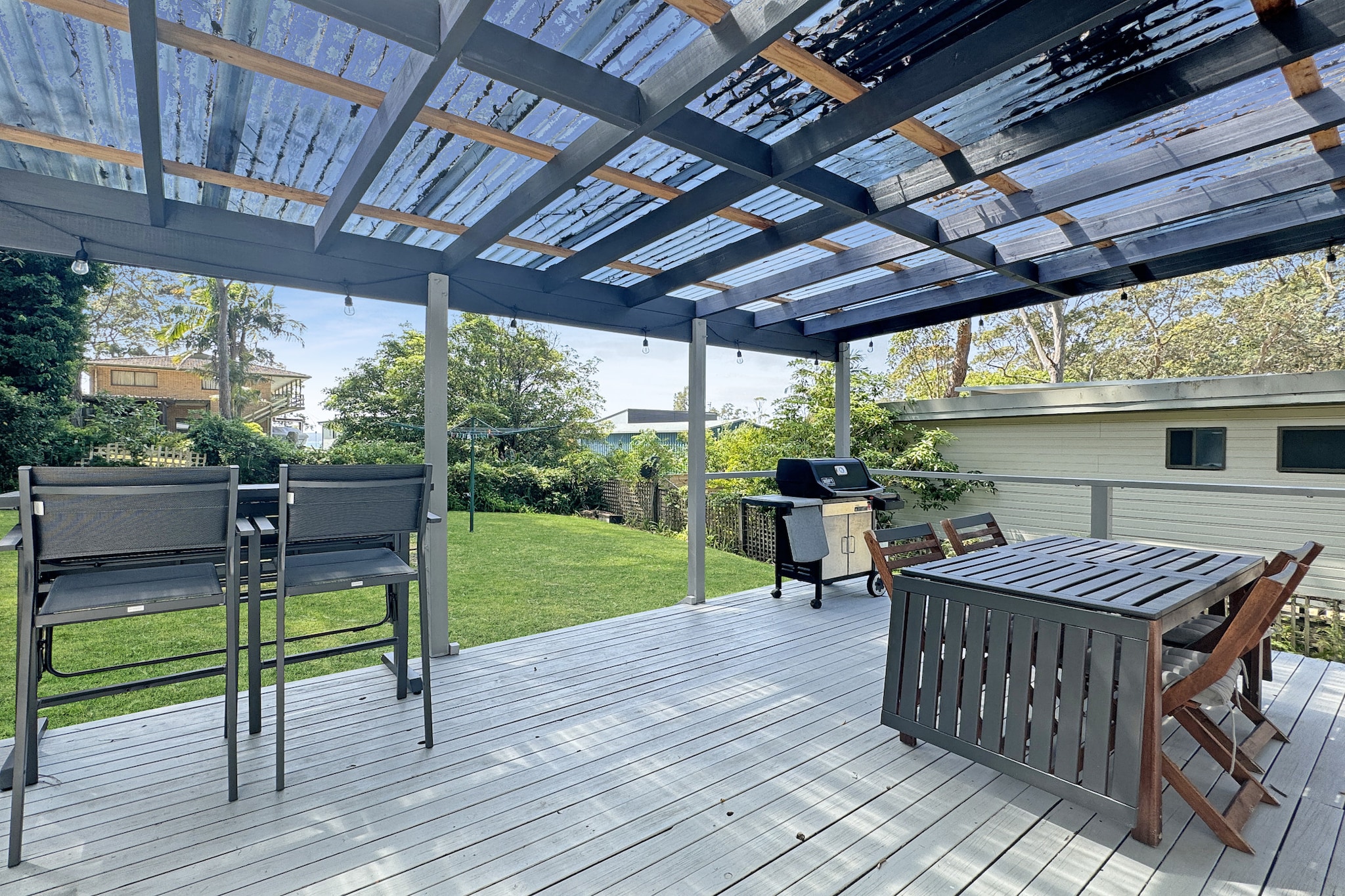 Pet-Friendly 2-Bed Beach House with Garden & BBQ