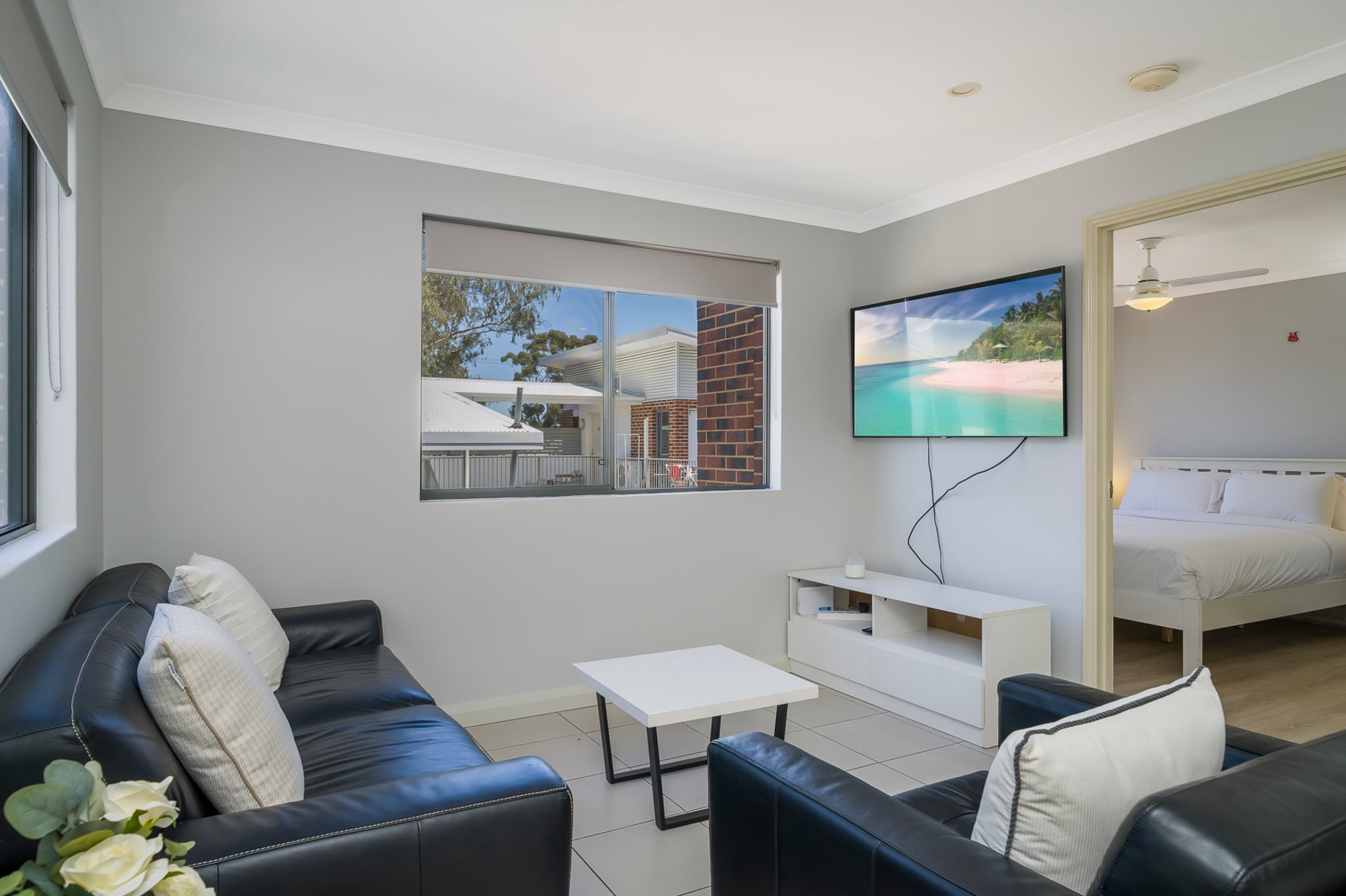 Sunny 2-Bed in Quiet Location with Balcony