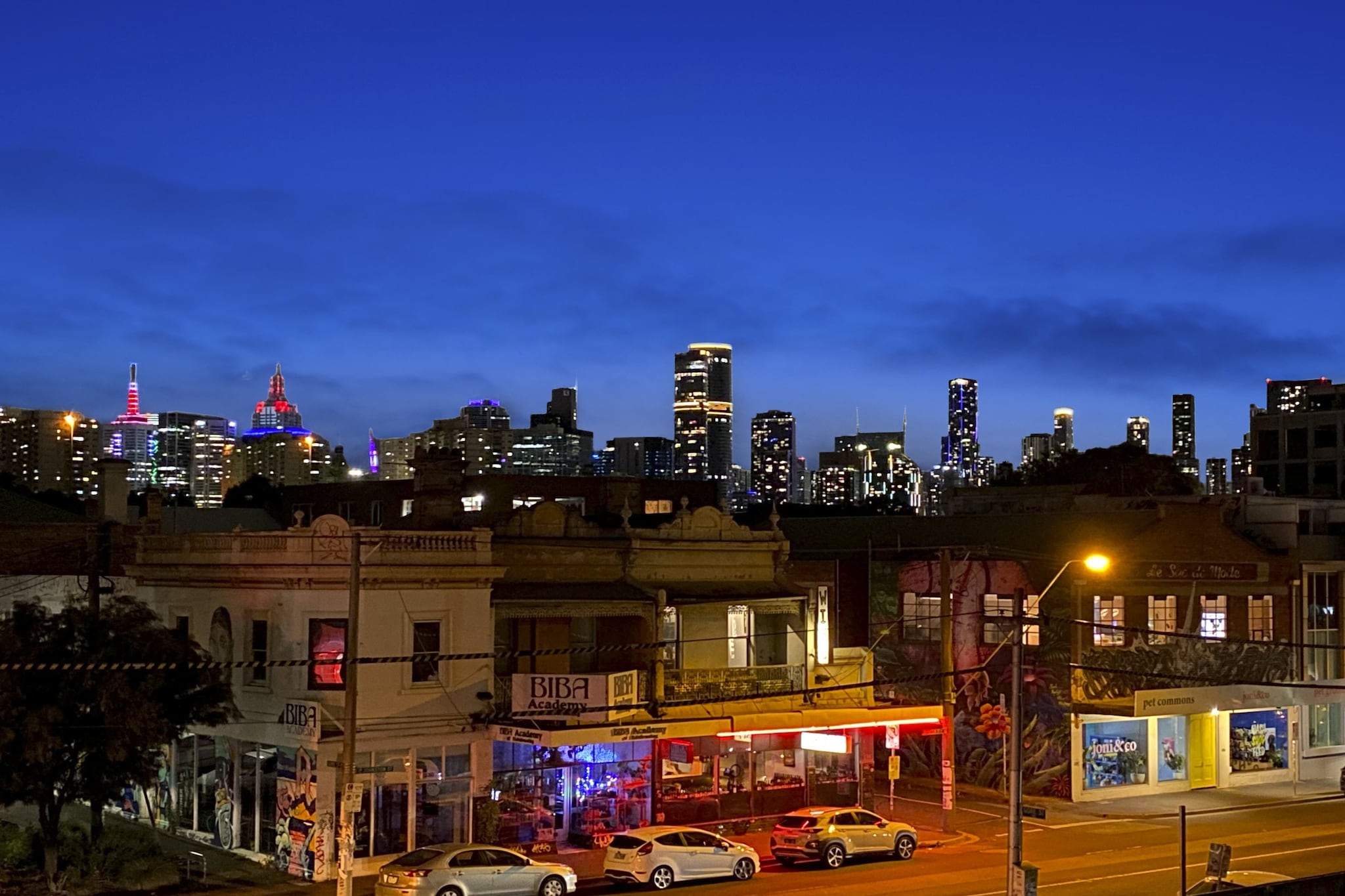 Experience the charm of Fitzroy in this stylish 2-bedroom apartment. Nestled in Melbourne’s cultural hub, this home offers secure parking, a private balcony, and high-end furnishings. Ideal for families or couples, it features blackout blinds for restful nights, a fully equipped kitchen, and a relaxing lounge. Just steps away from, premium restaurants, bars, retail stores public gardens and transport. This urban retreat combines conveniences with sophistication for an unforgettable stay.
The space
This character 2-bedroom apartment blends modern convenience with thoughtful design. Both bedrooms are fitted with queen beds, premium linens, and ample storage, ensuring restful comfort. The open-plan living area features plush seating and a TV with free-to-air and streaming capabilities. Large windows bathe the space in natural light, extending to a private balcony ideal for morning coffee or evening relaxation. The kitchen is fully equipped with contemporary appliances and a dining space for four, perfect for home-cooked meals. With its secure parking and urban vibrancy, this Fitzroy haven promises a welcoming escape.
Bedding Includes
-Mattress toppers for your comfort
-Pillow Selection (Dunlopillo Luxurious Latex & Hotel Cloud Collection Microfiber Pillow)
Living Room
-Couch seats 6 people
-TV with free-to-air and streaming services (guests to use their own credentials)
Kitchen & Dining Area
-Fully equipped with cutlery and utensils
-Oven and electric stovetop
-Dining area seats 4 people
Bathroom & Laundry
-Laundry room available with washer and dryer
-Travel essentials, towels, and hairdryer provided
Amenity Notes
-Onsite secure carpark for one vehicle (2m width/height)
-Split-system A/C in living area
-Study nook in the main bedroom
-2 portable fans available in each bedroom
-Private balcony with seating
-Pets allowed with an additional fee
Local area description
Fitzroy is a dynamic Melbourne neighbourhood known for its eclectic mix of art, culture, and cuisine. Explore the vibrant Smith, Brunswick and Gertrude Streets, offering boutique shops and the popular eateries. Take a short tram ride to the Melbourne CBD for world-class attractions. Stroll through nearby Carlton Gardens or the iconic Melbourne Museum for a taste of nature and history.
House rules
You are staying in a friendly and peaceful neighbourhood and we kindly ask you to respect the community and your surrounding neighbours. The following strict House Rules apply:
- No loud noise between 10 pm and 8 am
- No parties or antisocial behaviour
- No additional people are to access the property without our prior approval
- No pets are allowed in the property without approval
- No smoking is allowed at any times
- If you break something, please let us know
- To help protect all floor coverings, do not wear any shoes inside the property
-All pets must be approved
-No pets allowed on furniture
Please be aware that excessive noise such as amplified music, vocals or screaming or anti-social behaviour in the property or common areas can cause neighbours to complain to us, the Building Manager, Council Rangers or Police.
IMPORTANT:
- Any breach of the House Rules may lead to a $500 fine plus compensation for any cost/damage created and immediate eviction of the property without refund.
- Pets are available on request. Any stays with pets will incur an additional cleaning fee of $200.
Finally, when checking out, we kindly ask you for the following:
- Please leave all beds unmade
- Please clean up your dishes and put them away
- In case you have rearranged furniture, please put it back to the original location
- Please take out the rubbish and remember to use the right bins
- Please ensure all appliances, A/C and lights are off and doors and windows are closed.
- Please check your accommodation thoroughly before departing to avoid any unintentional items left behind.
We are not liable for any items left behind after your stay. In the rare event that a guest reports a missing item, we will make every effort to locate it for you, but we cannot guarantee its retrieval. If the item is found, we will gladly assist in arranging its return to an address within Australia, subject to postage and service fees.
Interaction with guests
Welcome to MadeComfy! Our local team curates stays in exceptional Australian & New Zealand properties, ensuring style, comfort, and prime locations for discerning guests. We prioritise your needs to provide a memorable home-away-from-home experience. Explore our digital guidebooks for local recommendations, and don't hesitate to contact us throughout your stay. We're here to ensure your comfort - enjoy your stay with MadeComfy.
Notes
For your comfort, this property is prepared with professional-grade hotel-style linen, including a three-sheet setup, ensuring a fresh and hygienic sleep experience.
Extra Services:
- Early Check-in: Our standard check-in is at 3 pm. To guarantee early access to the property we suggest booking the night before if available. Otherwise, early check-in is subject to availability from the night before at an additional cost.
- Late check-out: Our standard check-out is at 10 am. To guarantee a later check-out of the property we suggest booking an additional night if available. Otherwise, a late check-out is subject to availability from the night before to an additional cost.
- Baggage: For security reasons, we are unable to receive or to keep unattended baggage before check-in or after check-out
- We provide a small welcome amenity pack to get your stay started.
-Pet friendly; bring your favourite fury companion.
- This booking is protected with coverage for lost baggage and emergency medical expenses, provided by Travel Support with claim upto 500 AUD (T&C Applies). For more details reach out to Guest Support team post booking.
Access description
Key collection is offsite. Further details will be provided 3 days before check-in if your booking is successfully reserved.
Getting around
Public Transport
Fitzroy is well-served by Melbourne trams, with stops minutes away connecting to the CBD and surrounding areas.
Getting There
Melbourne Airport is a 25-minute drive (25 km), and the Melbourne CBD is just 15 minutes (5 km) by car or tram.