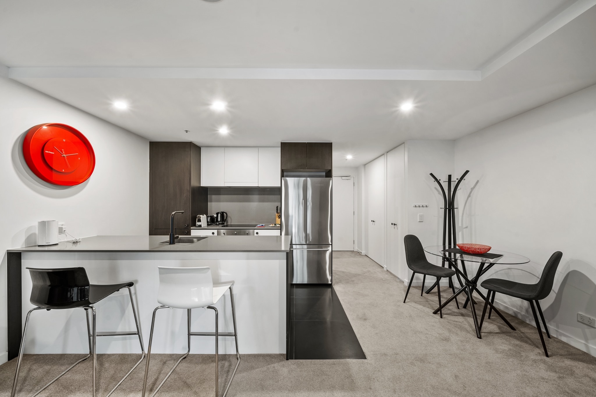 Central 1-Bed Apartment with Pool