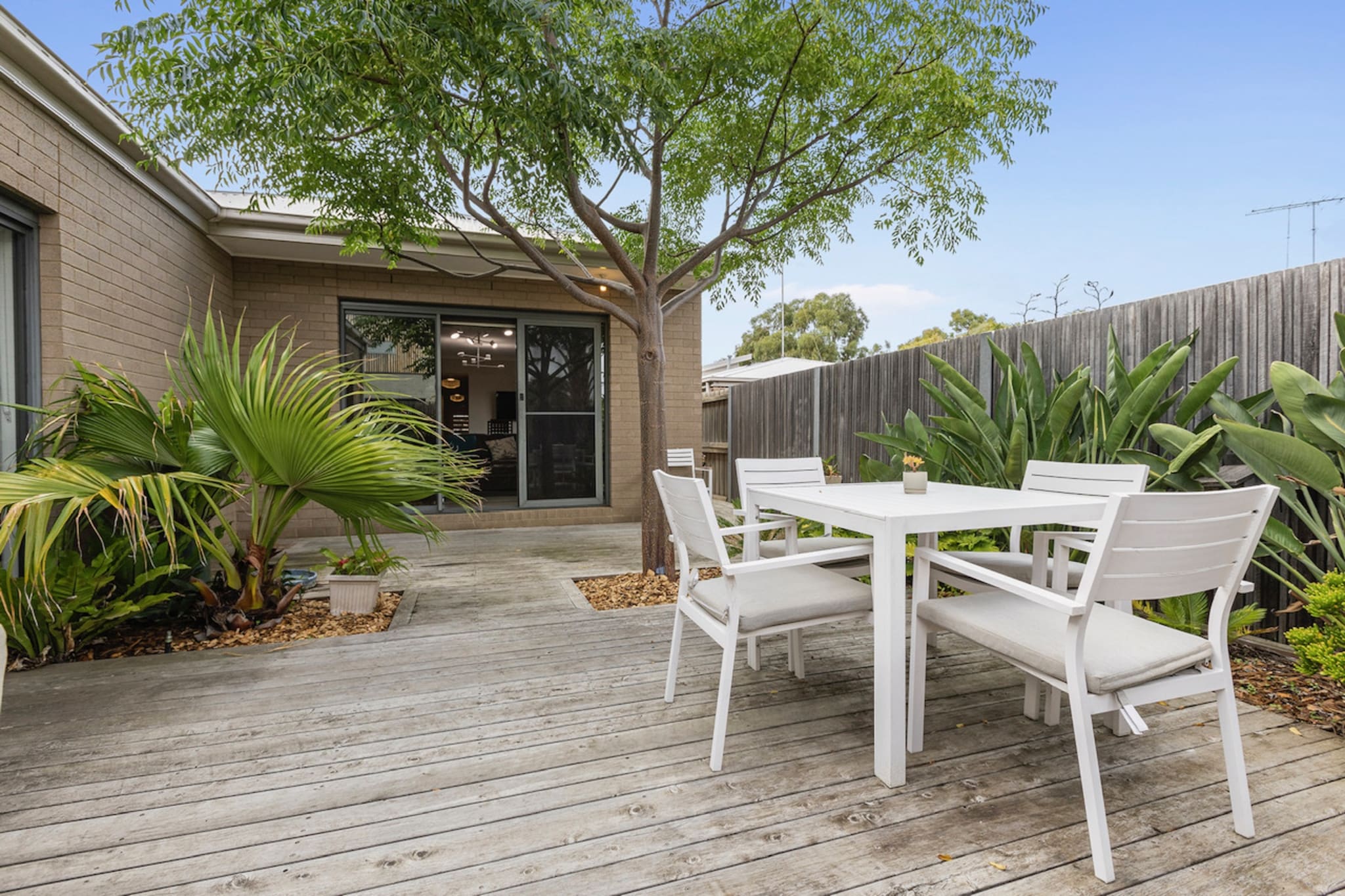 Cosy 3-Bedroom Retreat with Outdoor Space