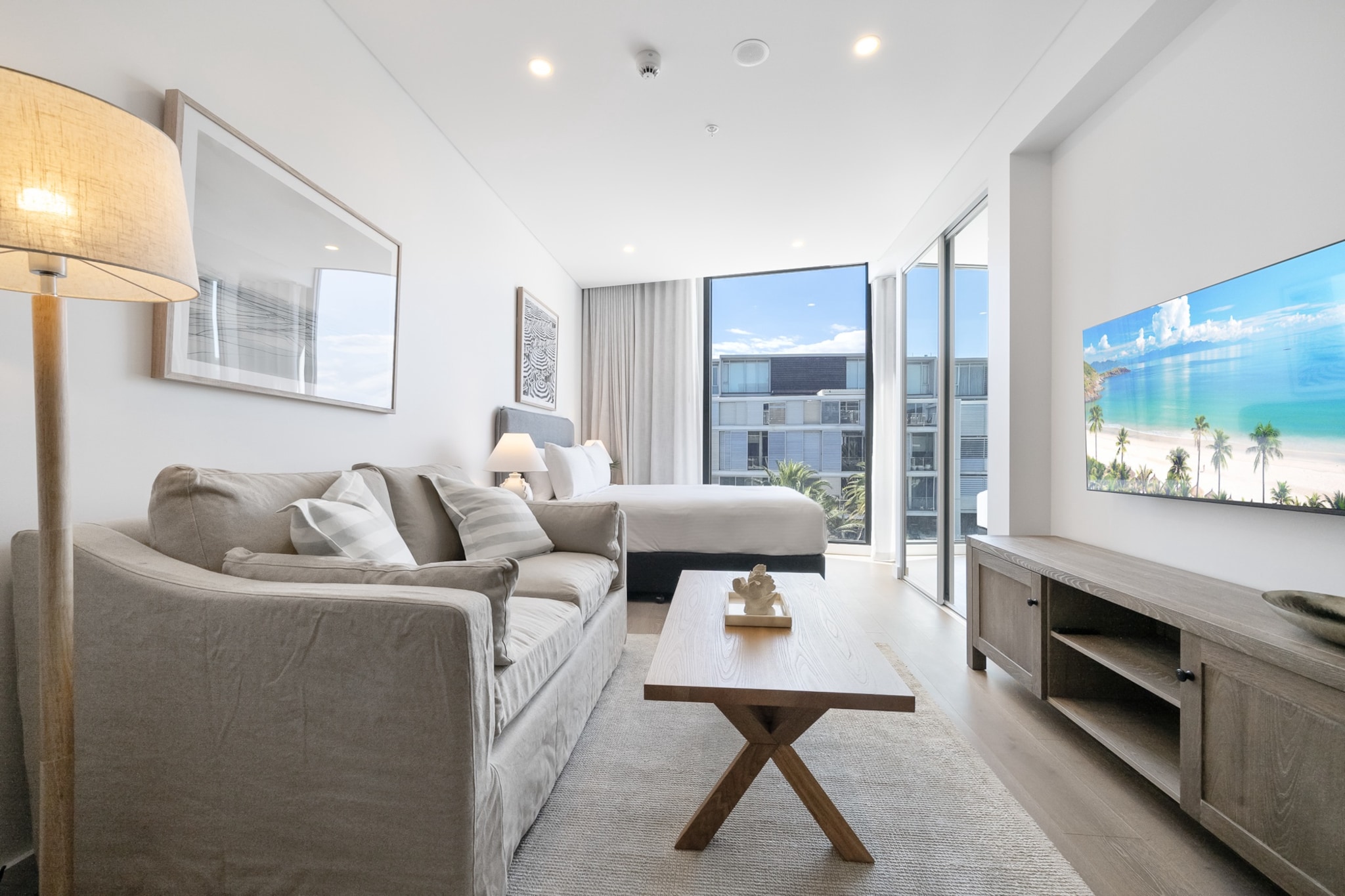 Bright Studio with Rooftop BBQ in Fremantle