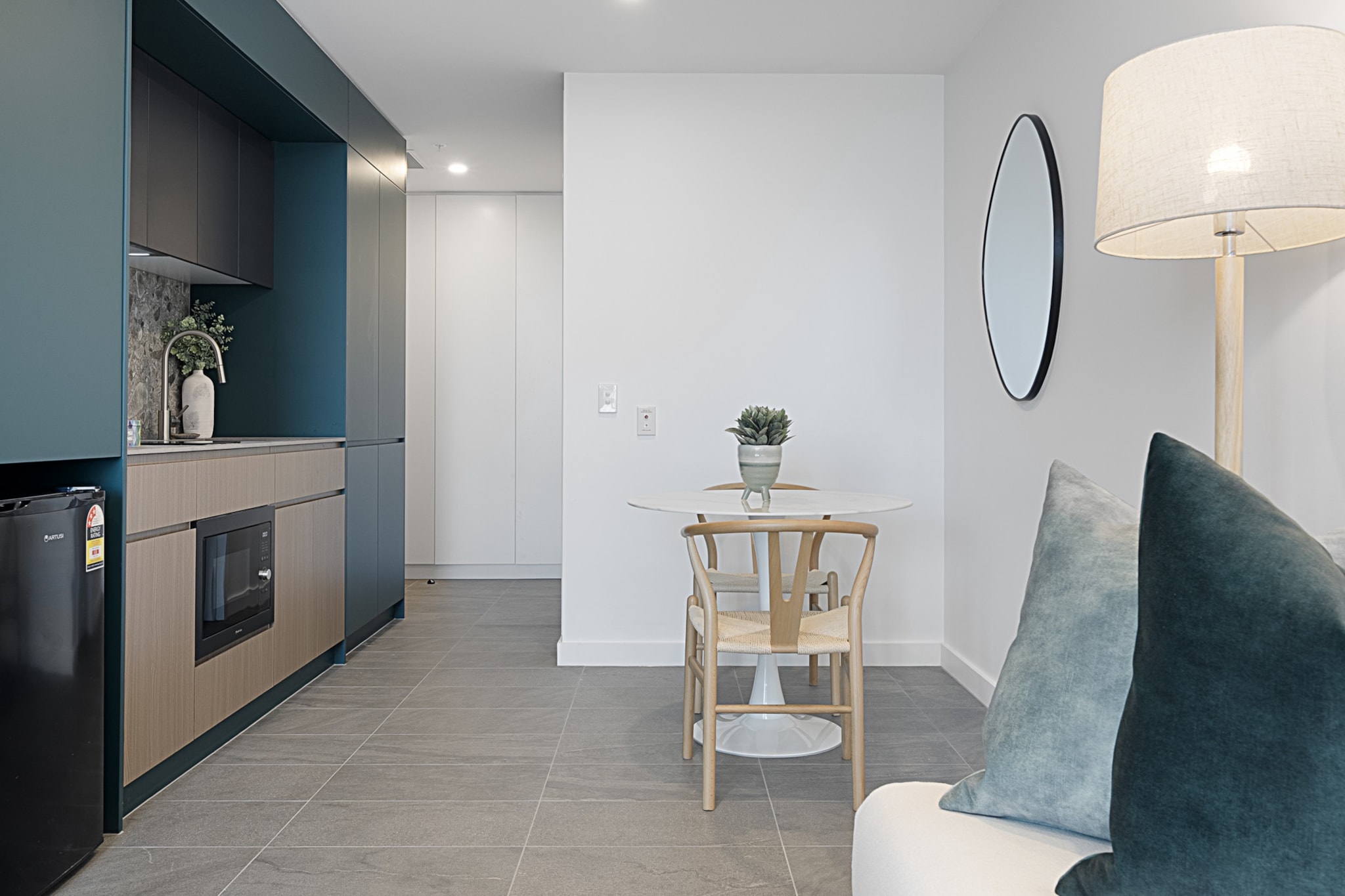 Modern Studio in Fremantle with Stunning Rooftop