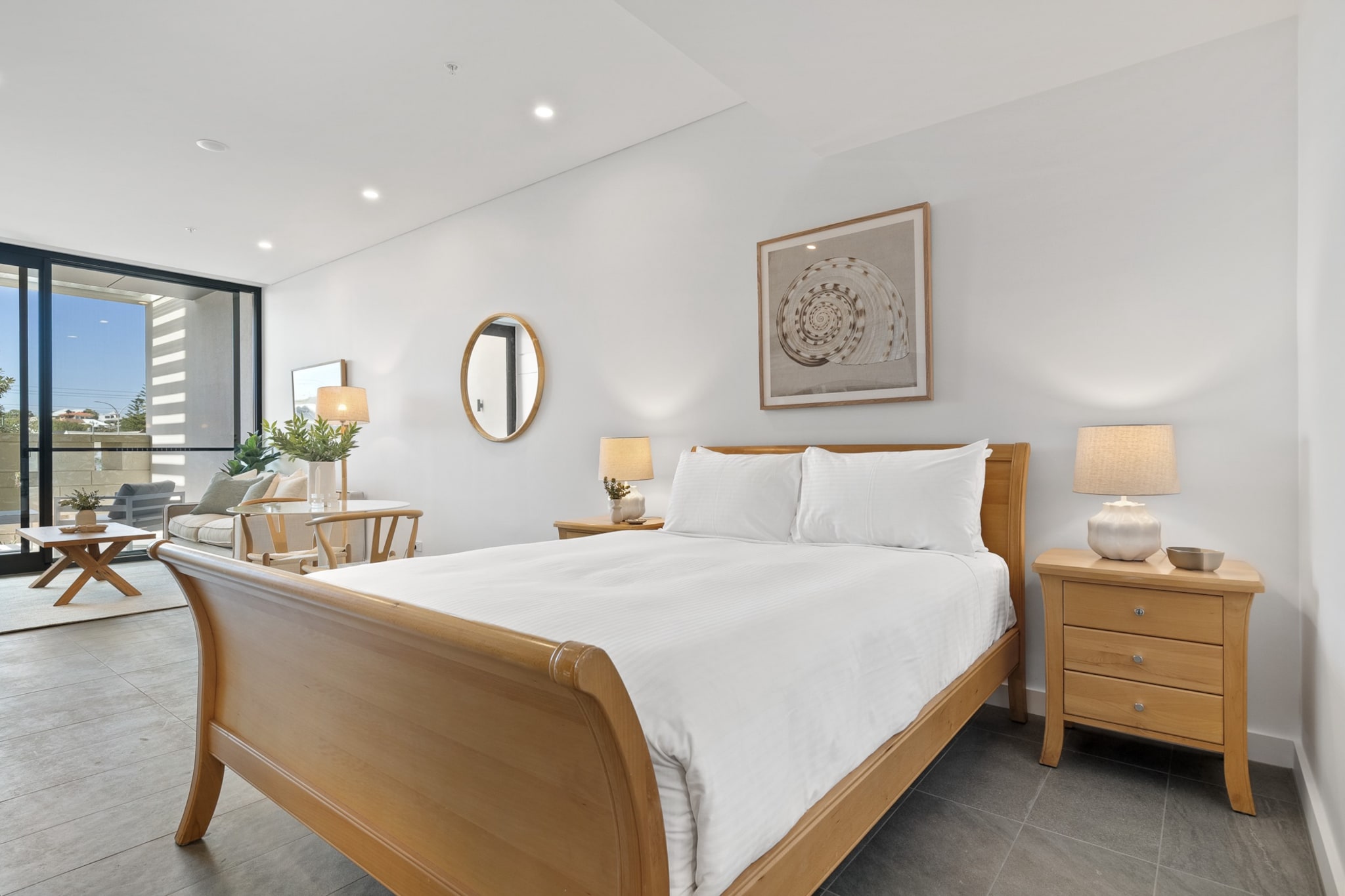 Bed Linen, Elevator, Hot Water, Internet Access DSL, Wardrobe, Kitchen(dining table, stove, electric kettle, toaster, coffee machine, oven, microwave, dishwasher, fridge, freezer), bedroom(Queen Bed), bathroom(bath tub, hairdryer, Towels/Sheets (Incl.), shampoo, body soap), First Aid, Beach, Play area, TV, tumble dryer, cot, washing machine, balcony or terrace, heating, air conditioning, iron, Essentials, dishes and cutlery, Cooking basics, Coffee, Conditioner, Long term stays allowed, Near Ocean, Room-darkening shades, Shower gel, Wine glasses