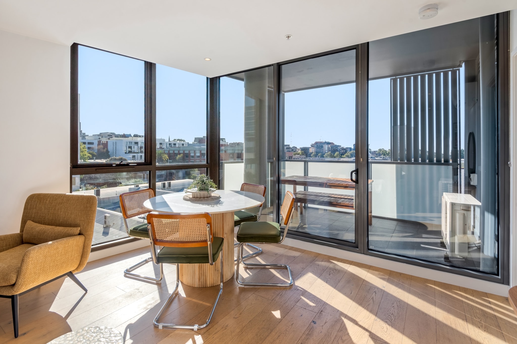 Collingwood Cool | 2-Bed, Balcony, Gym, Rooftop