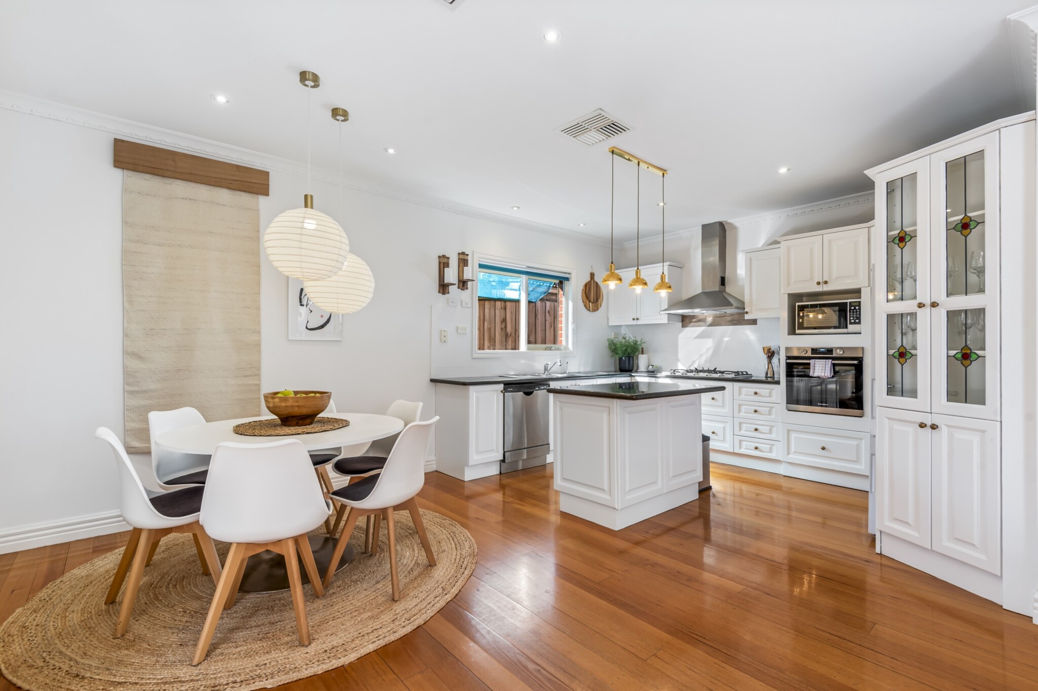 Bed Linen, Desk, Hot Water, Internet Access DSL, Safe, Wardrobe, Kitchen(dining table, stove, electric kettle, toaster, coffee machine, oven, microwave, dishwasher, fridge, dishes and cutlery, Cooking basics, Coffee, Wine glasses), bedroom(Queen Bed), bedroom(Queen Bed), bedroom(single bed), bathroom(bath tub, shower, washbasin, toilet, hairdryer, Towels incl., shampoo, body soap, Room-darkening shades), bathroom(bath tub, shower, washbasin, toilet, hairdryer, Towels incl., shampoo, body soap, Room-darkening shades), First Aid, Play area, TV, tumble dryer, washing machine, balcony or terrace, heating, air conditioning, iron, Essentials, Dedicated workspace, Carbon monoxide detector, Conditioner, Long term stays allowed, Shower gel