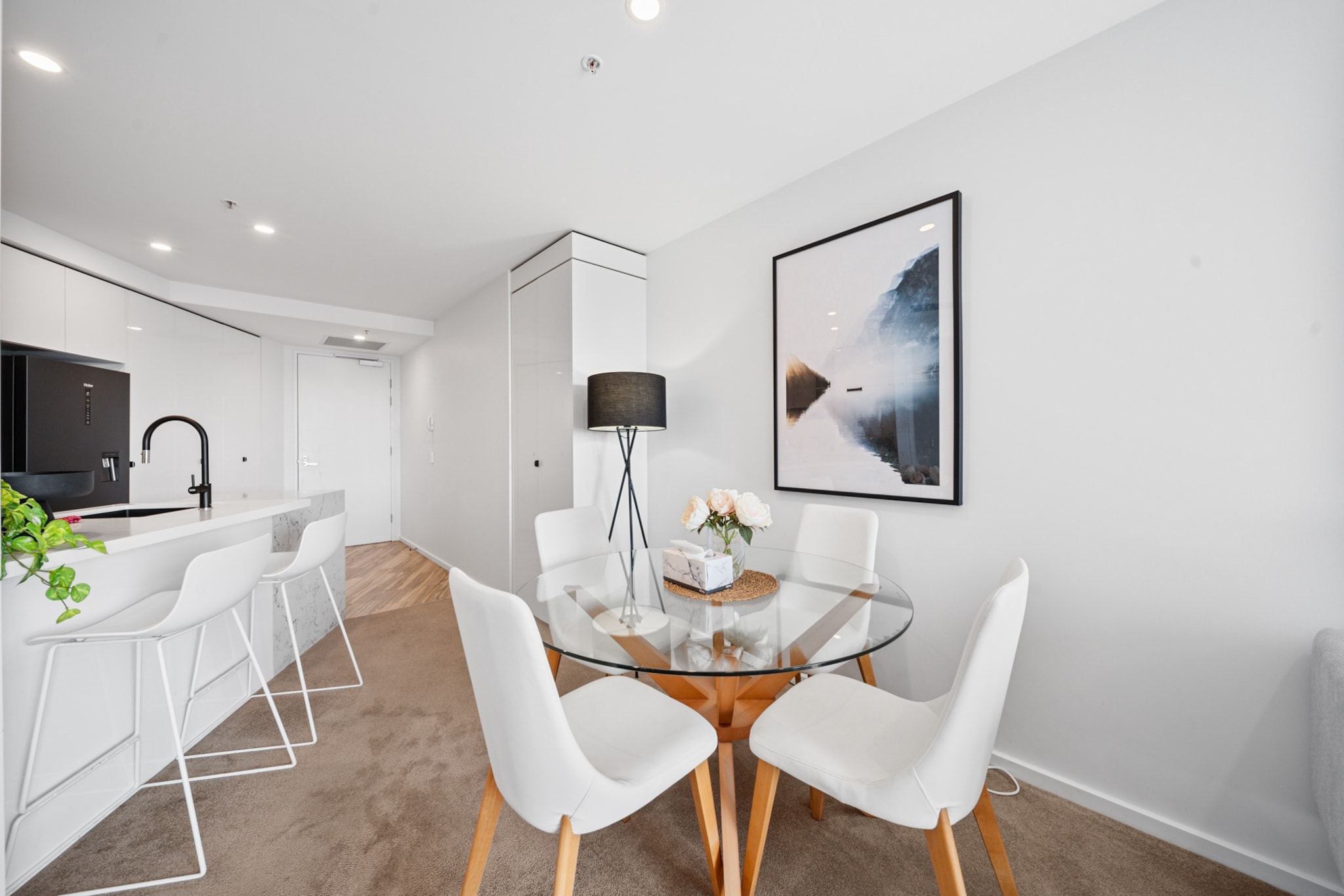 Elevator, Fan, Hot Water, Internet Access DSL, Safe, Wardrobe, Living room(TV, seating area), Kitchen(dining table, stove, electric kettle, toaster, coffee machine, oven, microwave, dishwasher, fridge, dishes and cutlery, Coffee, Wine glasses), bedroom(Bed Linen, double king size bed, Room-darkening shades), bedroom(2x single bed), bathroom(hairdryer, Towels/Sheets (Incl.), shampoo, body soap, Conditioner, Shower gel), First Aid, Play area, tumble dryer, washing machine, balcony or terrace, heating, air conditioning, iron, Essentials, Carbon monoxide detector, Long term stays allowed