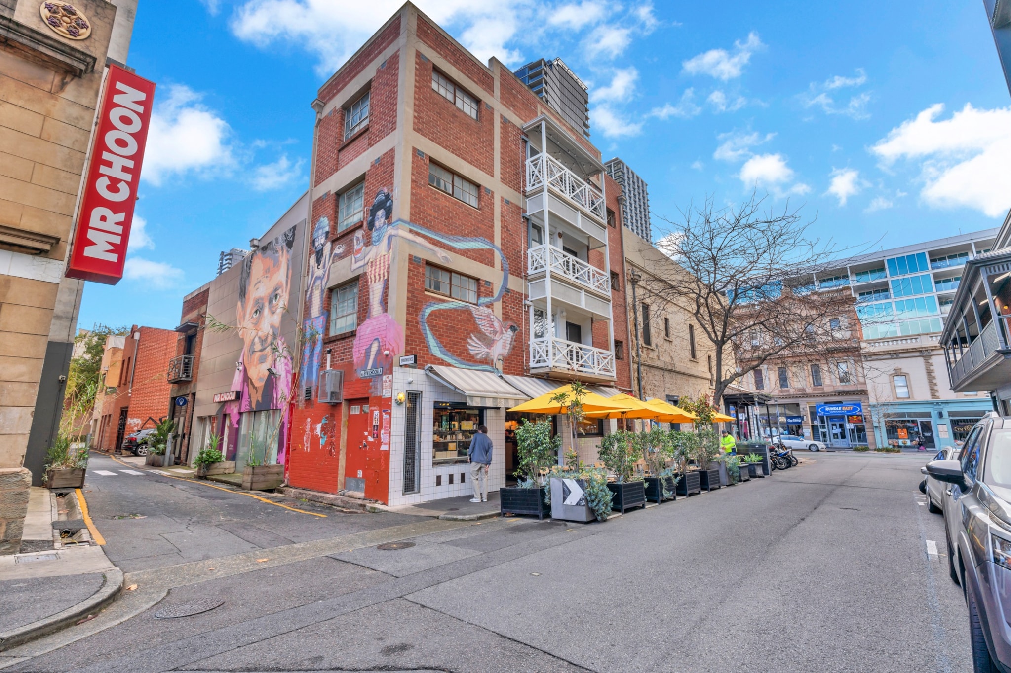 Hot Water, Internet Access DSL, Safe, Living room(TV, seating area, air conditioning), Kitchen(dining table, stove, electric kettle, toaster, coffee machine, oven, microwave, dishwasher, fridge, dishes and cutlery, Coffee), bedroom(Bed Linen, Wardrobe, Queen Bed), bathroom(shower, washbasin, toilet, hairdryer, Towels incl., shampoo, body soap, Essentials, Conditioner), First Aid, tumble dryer, washing machine, balcony or terrace, heating, iron, Long term stays allowed, Room-darkening shades, Wine glasses