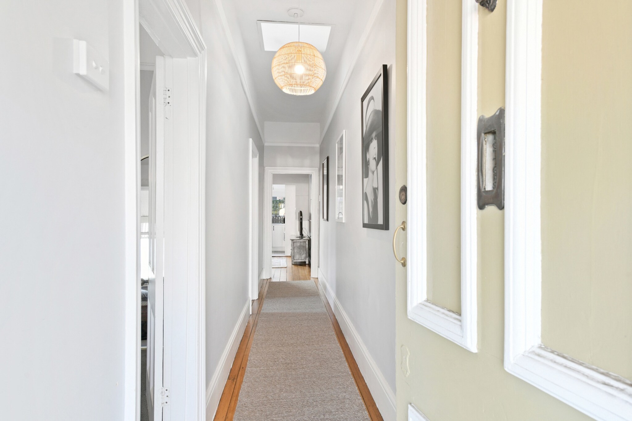 Charming 2-Bed House in North Hobart