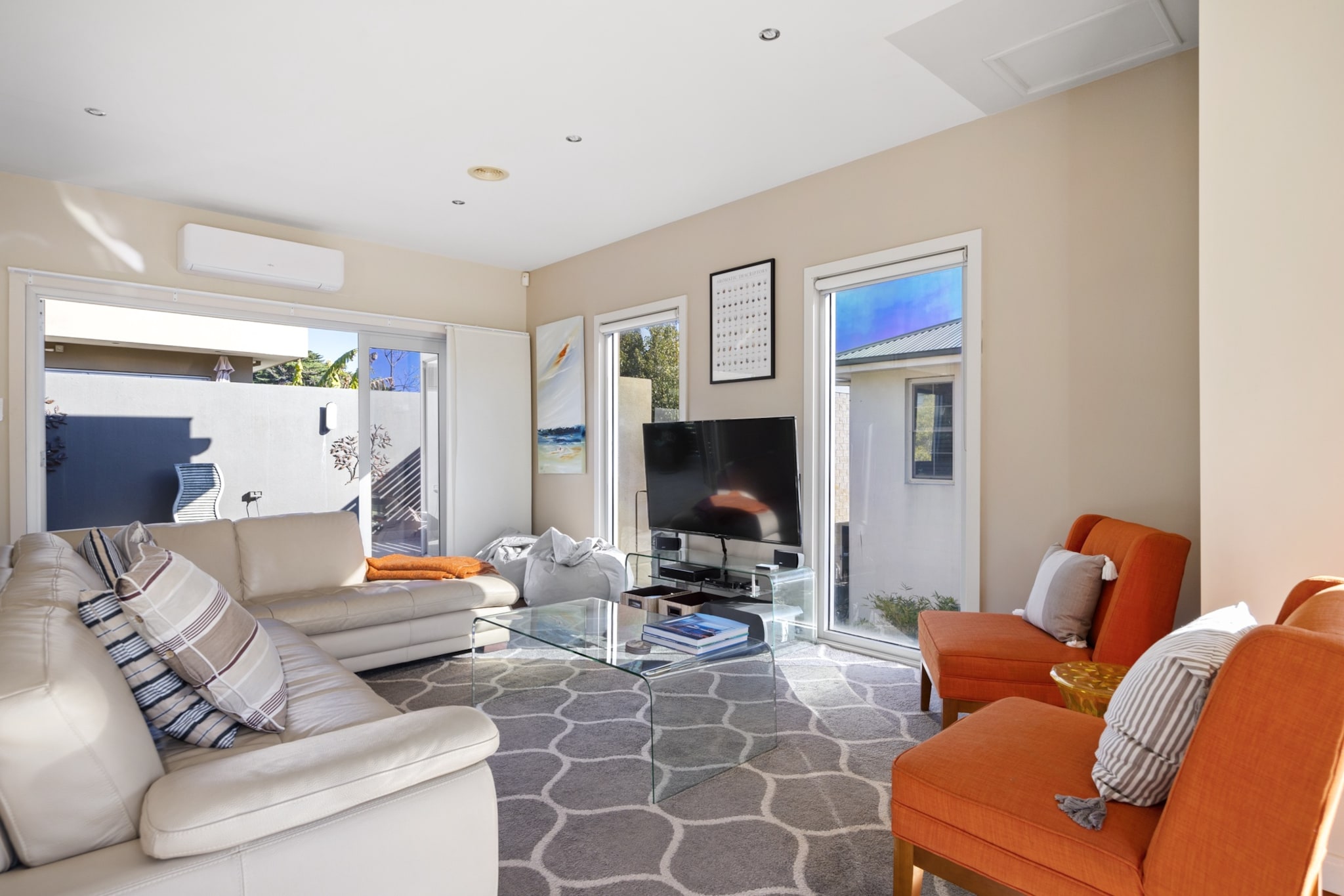 Spacious 3-Bed Townhouse Near Dromana Beach