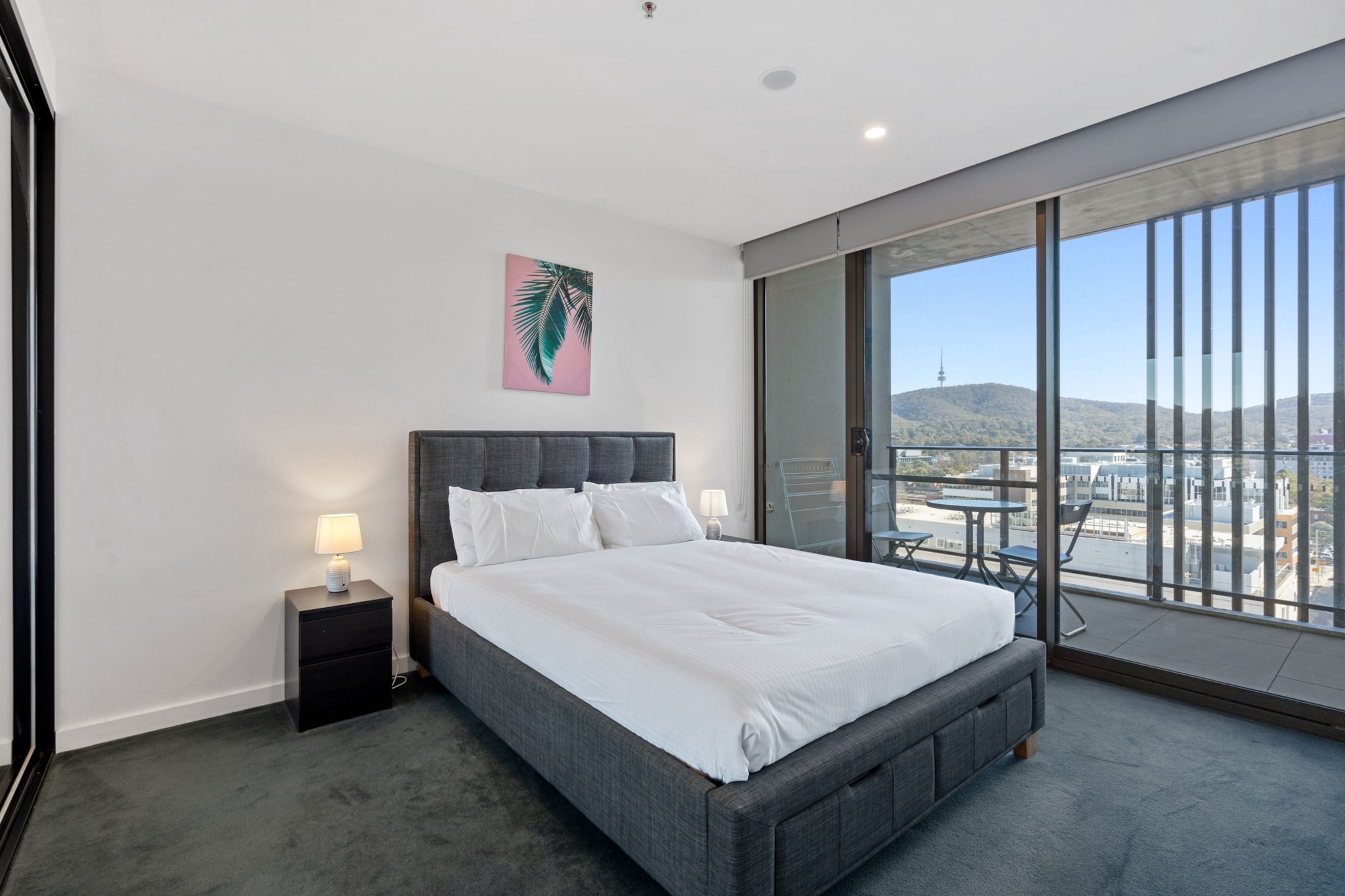 Sleek 1-Bed Canberra Flat with Gym & Sauna Access