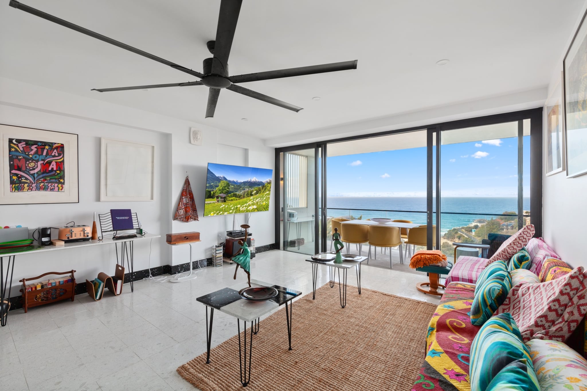 Bright Tamarama 2-Bed with Balcony Water View